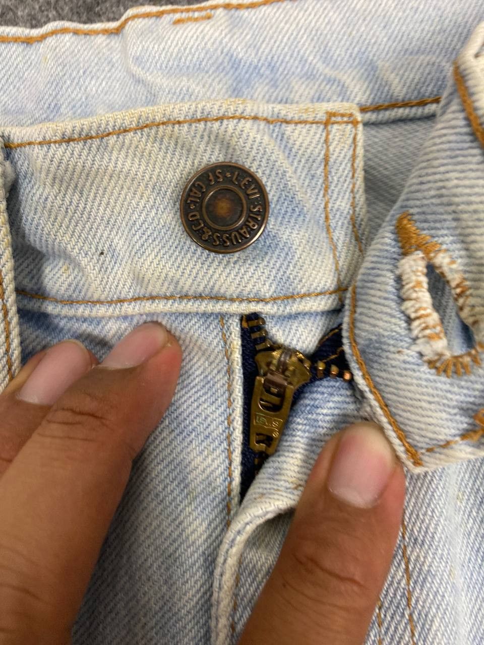 Levi's vintage levis 518 regular fit lightwash denim Size US 30 / EU 46 - 13 Thumbnail