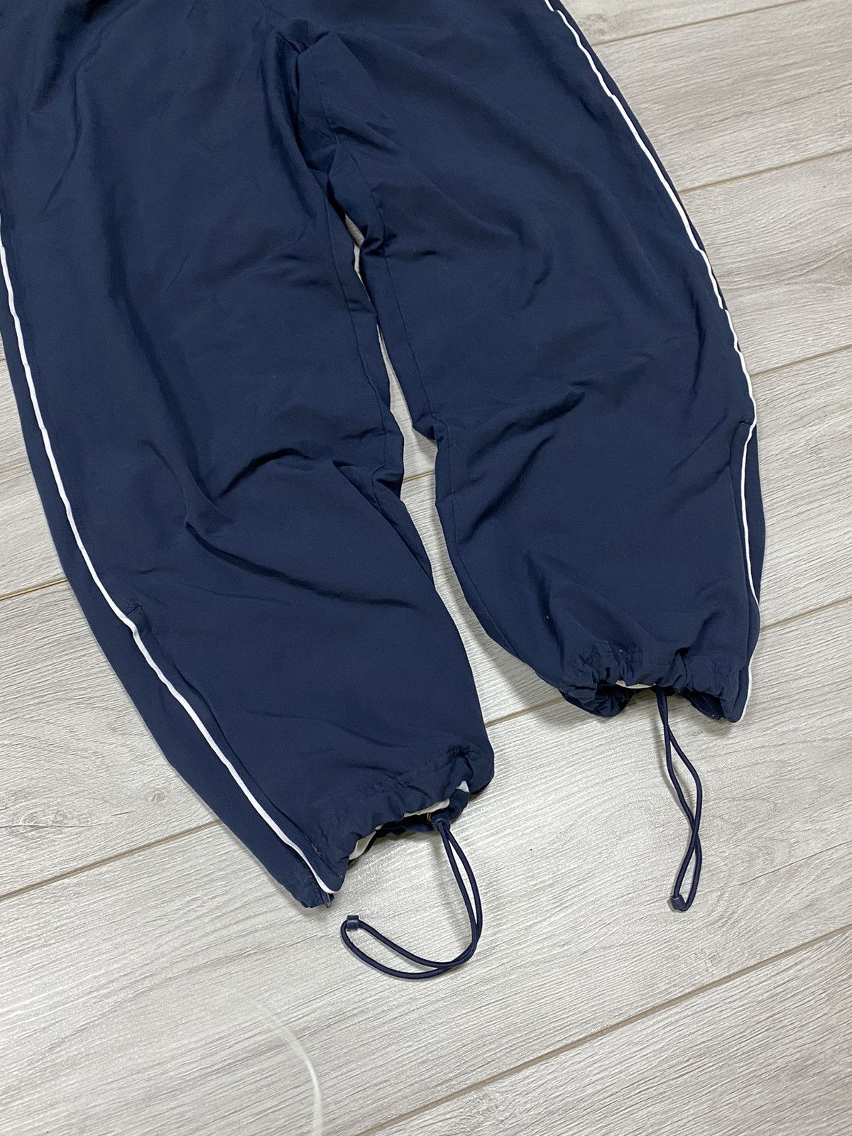 Nike Nike vintage parachute nylon pants striped Size US 36 / EU 52 - 3 Thumbnail