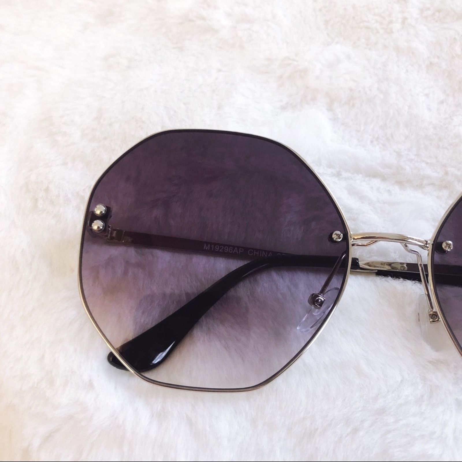 Other Ada Black Round Geometric Fashion Sunglasses Size ONE SIZE - 2 Thumbnail