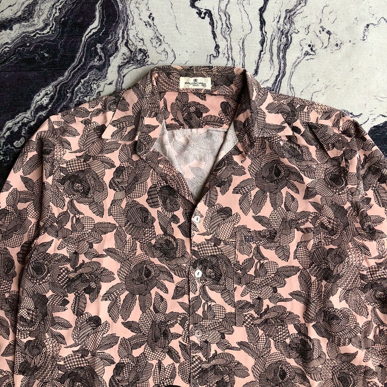 Balenciaga Vintage 90s Balenciaga Sports Paris Floral Shirt Pink Black Size US L / EU 52-54 / 3 - 3 Thumbnail
