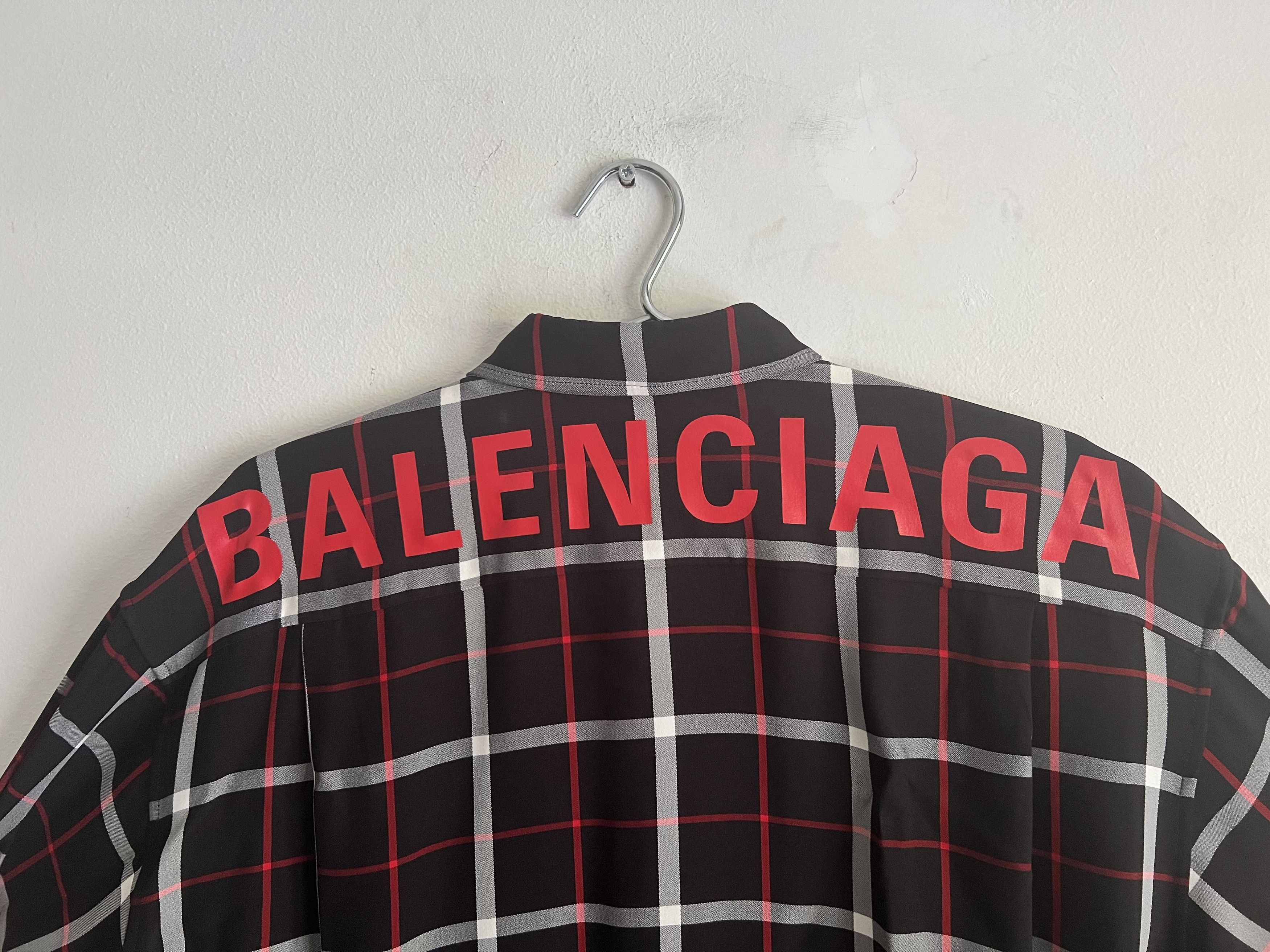 Balenciaga Balenciaga Oversize Logo Print Check Shirt Size US S / EU 44-46 / 1 - 7 Thumbnail