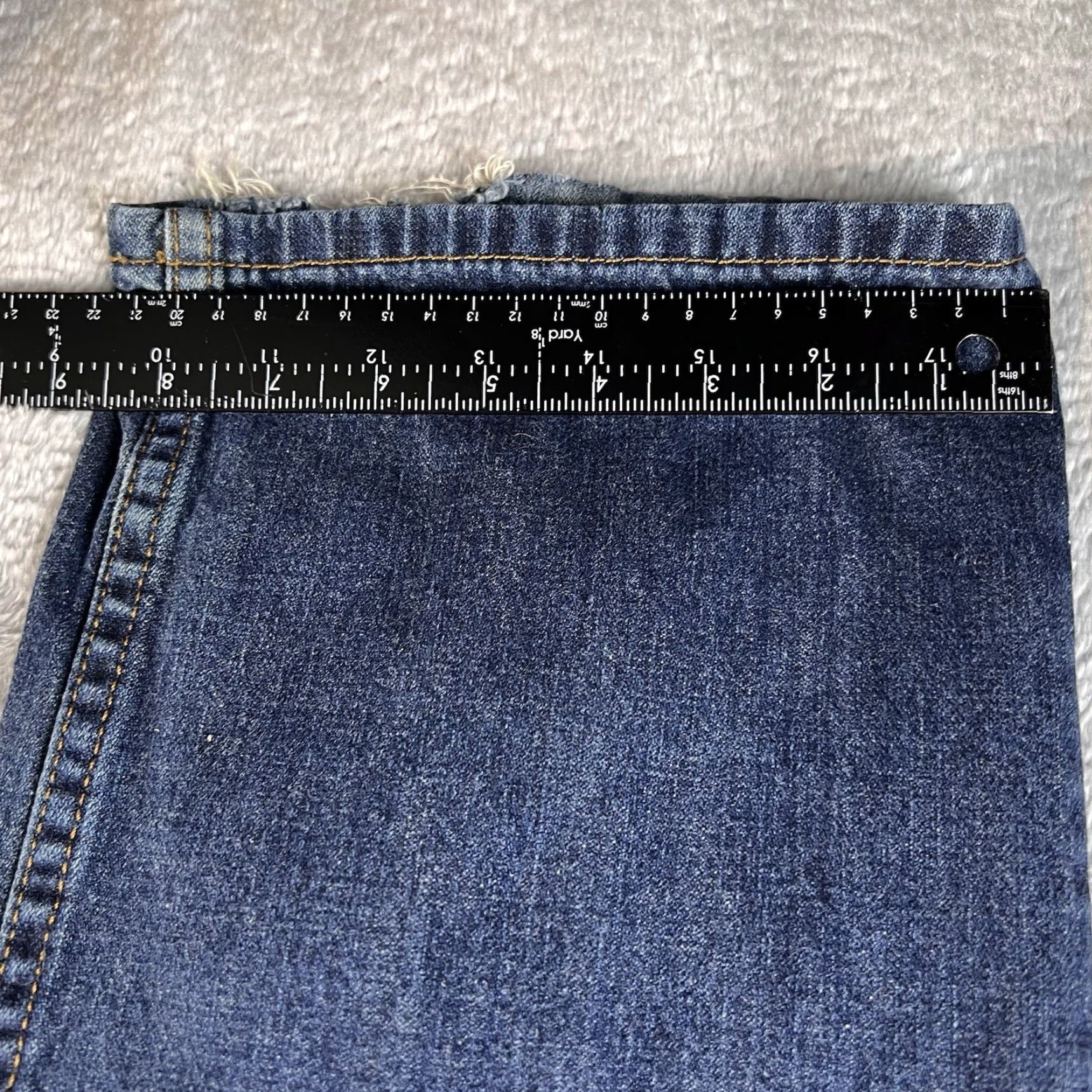 Levi's VINTAGE Levi's Jeans 569 Men 33x32 Blue Distressed Straight Denim 500 Series Regular Size US 33 - 6 Thumbnail