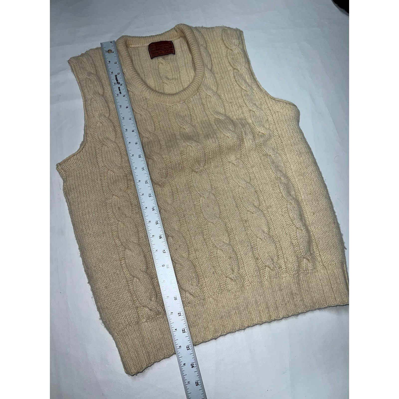 Sears Vintage Sears Kings Road Wool Cable Knit Sweater Vest Size US M / EU 48-50 / 2 - 4 Thumbnail