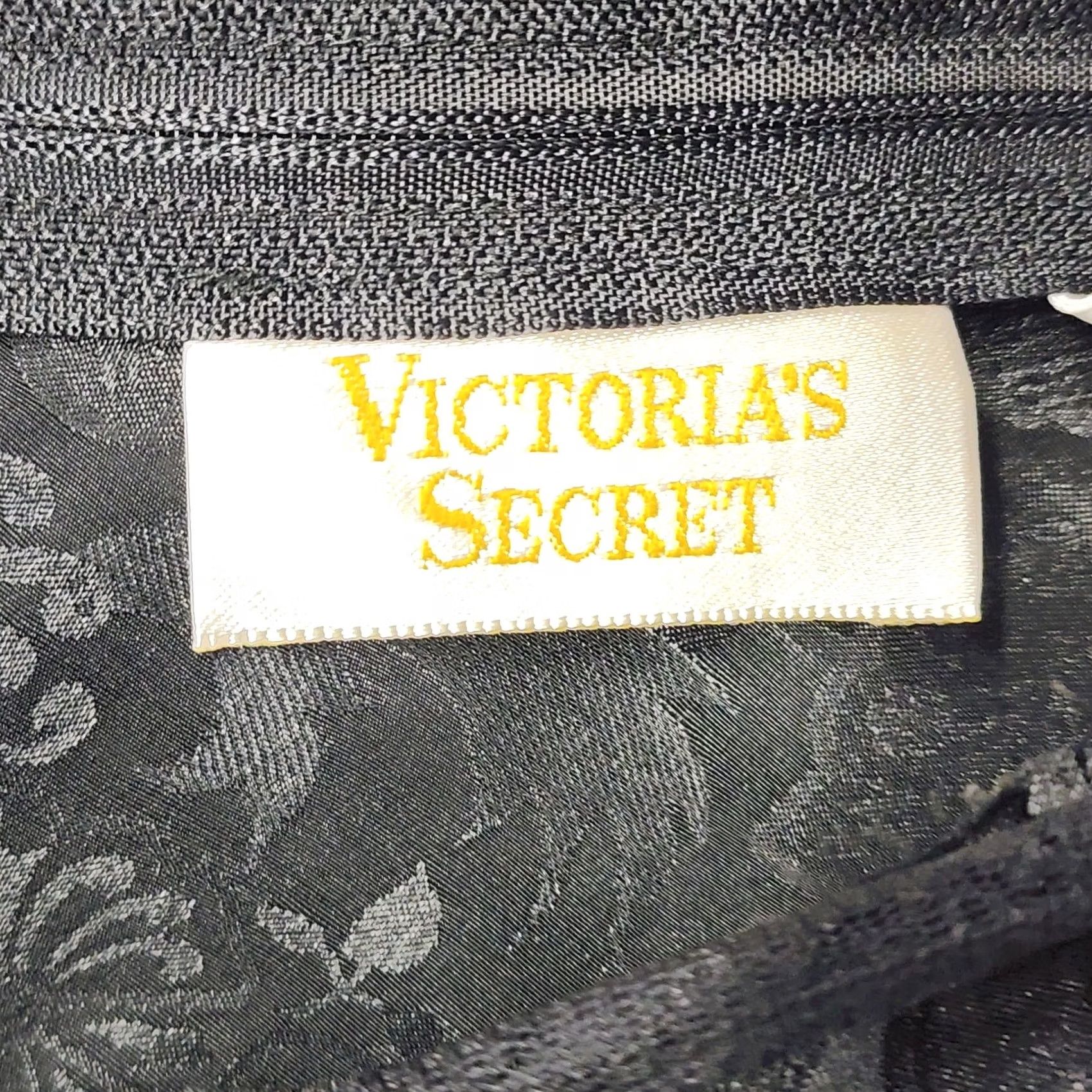 Victoria's Secret VINTAGE Victoria's Secret Black Lace Teddy Bodysuit Satin Floral Lingerie Medium Womens M Size M / US 6-8 / IT 42-44 - 3 Thumbnail