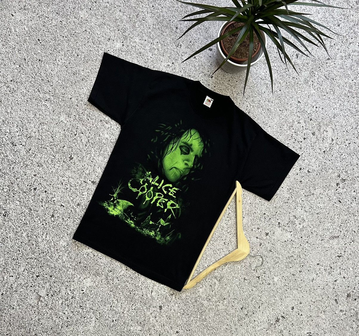 Band Tees × Vintage Vintage Alice Cooper Face Logo 2011 Rock Band T-Shirt Y2K Size US L / EU 52-54 / 3 - 1 Thumbnail