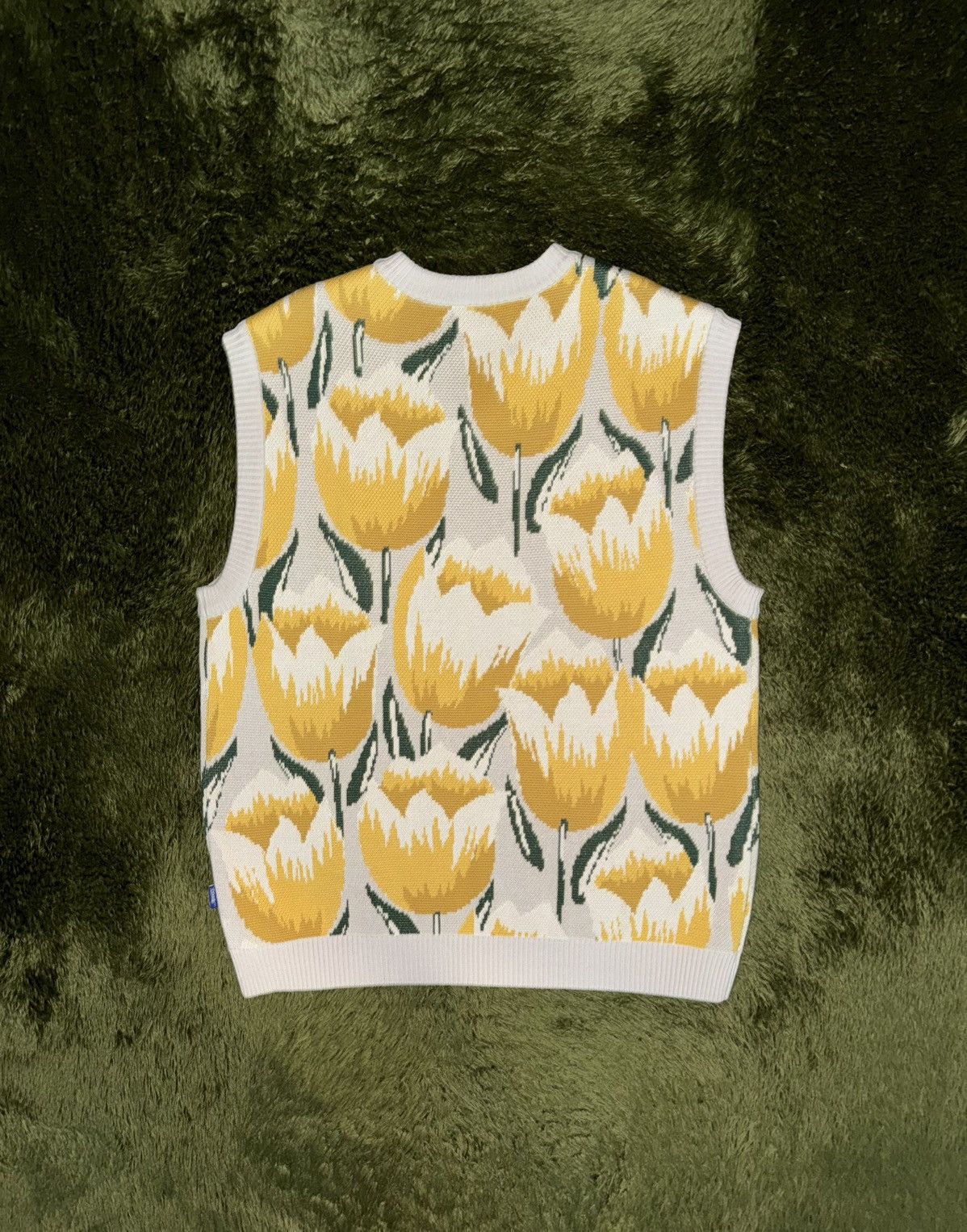 Awake NY [L] Awake NY 21SS Tulip Knit Vest Beige Size US L / EU 52-54 / 3 - 7 Thumbnail
