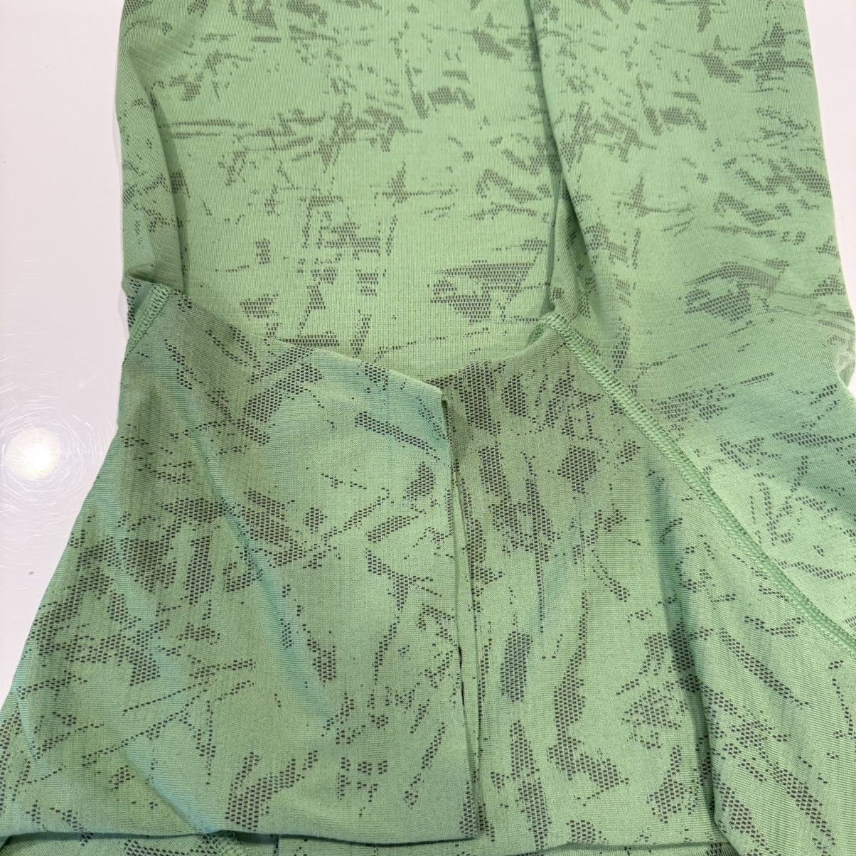 Lululemon Lululemon Metal Vent Tech 2.0 Neon Green Short Sleeve Shirt Size US XS / EU 42 / 0 - 13 Thumbnail