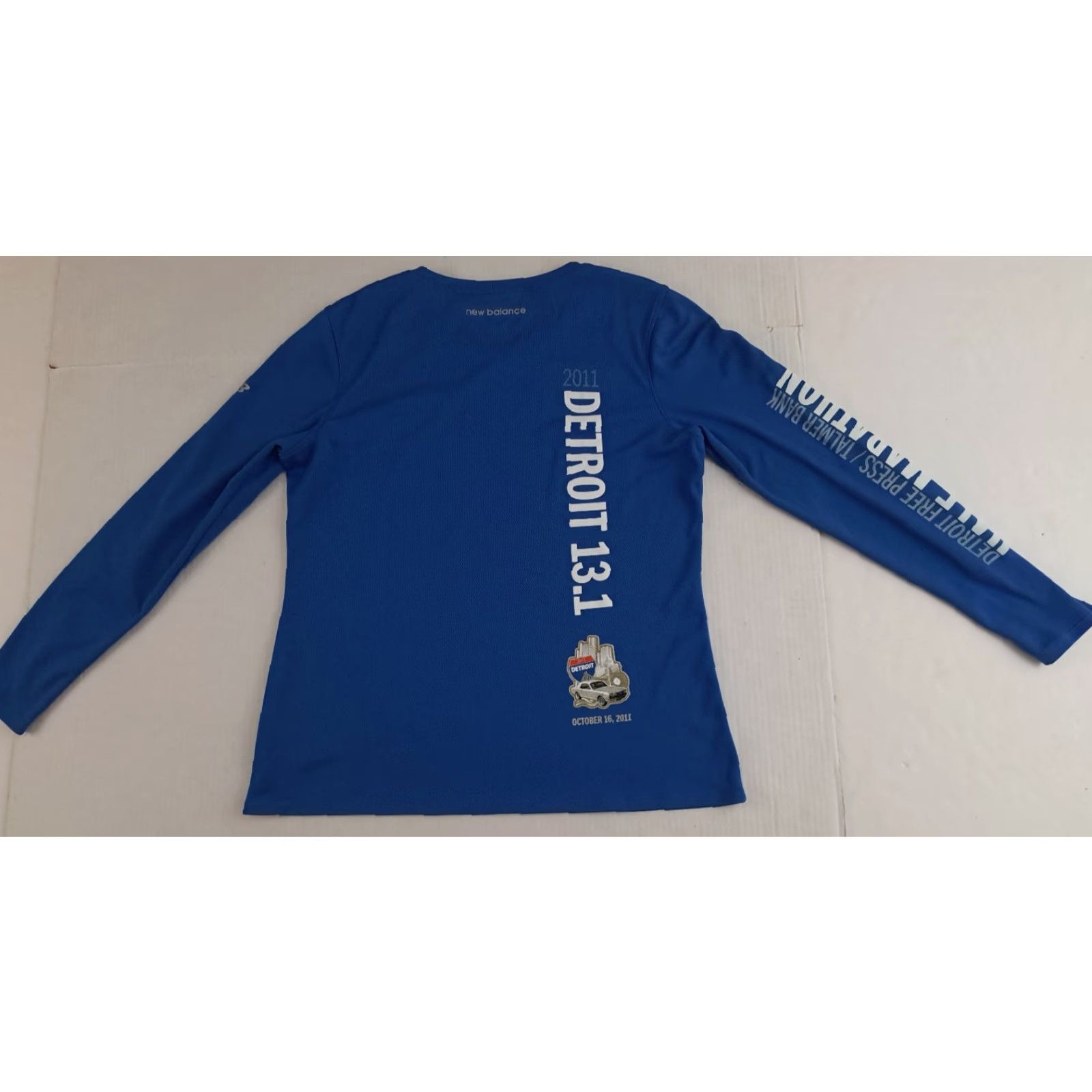 Reebok VINTAGE Reebok Sweatshirt Long Sleeve Pullover Runners Shirt Detroit Free Press Half Marathon 2011 Unisex Adults L Blue Printed Size US L / EU 52-54 / 3 - 2 Thumbnail