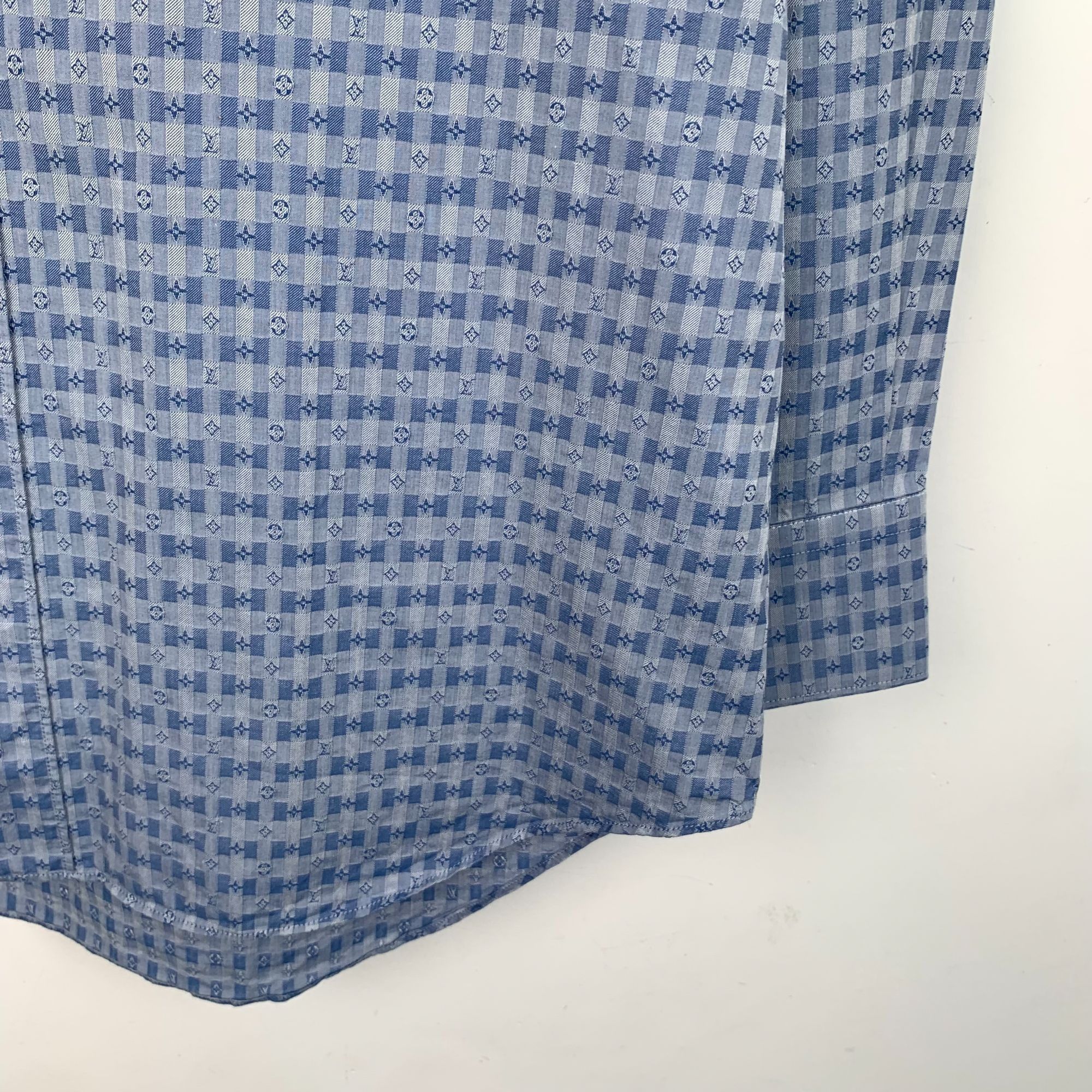 Louis Vuitton Louis Vuitton Slim Fit Blue Logo Long Sleeve Shirt M 100% Co Size M / US 6-8 / IT 42-44 - 6 Thumbnail