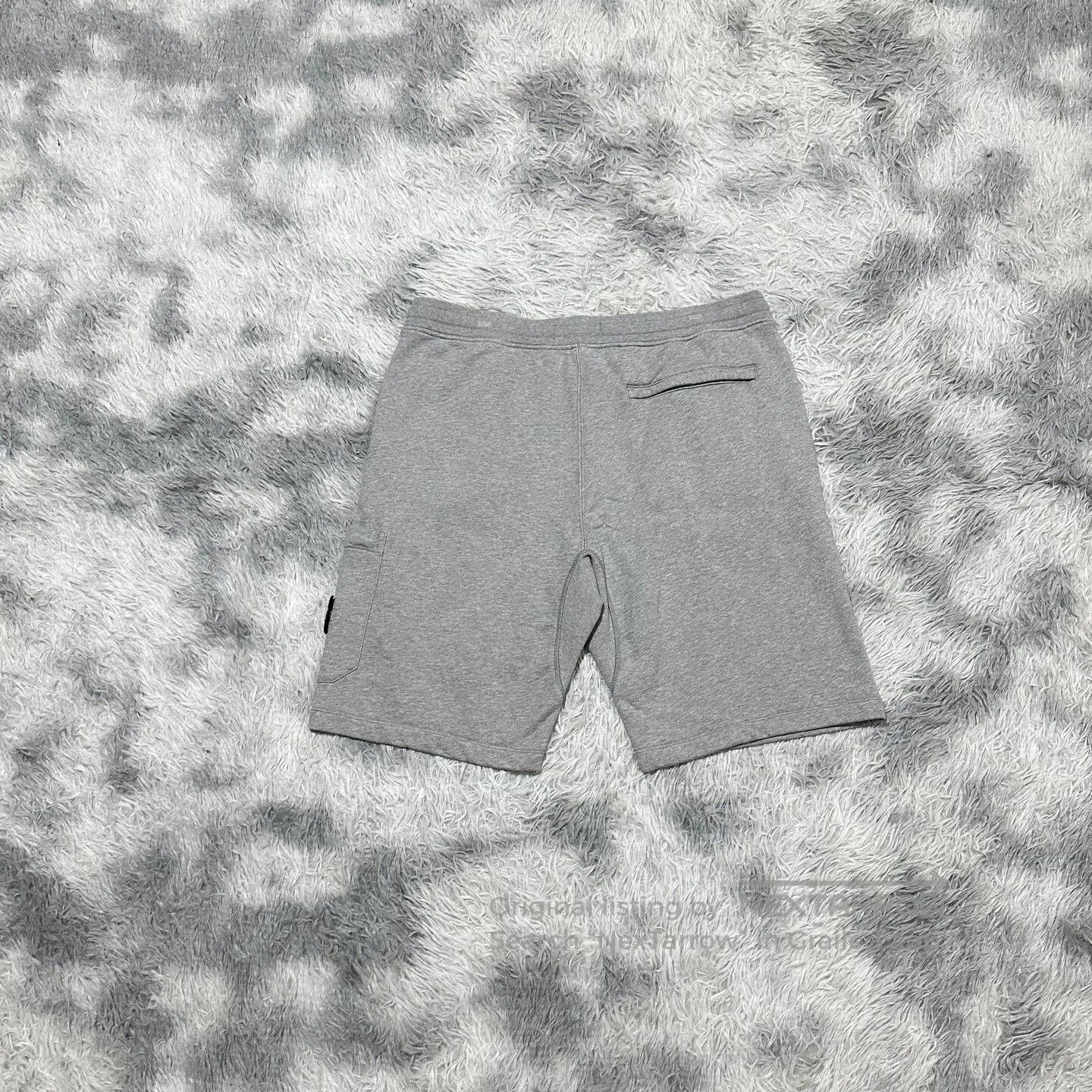 Stone Island stone island gray casual shorts XXL size. Size US 44 / EU 60 - 2 Thumbnail