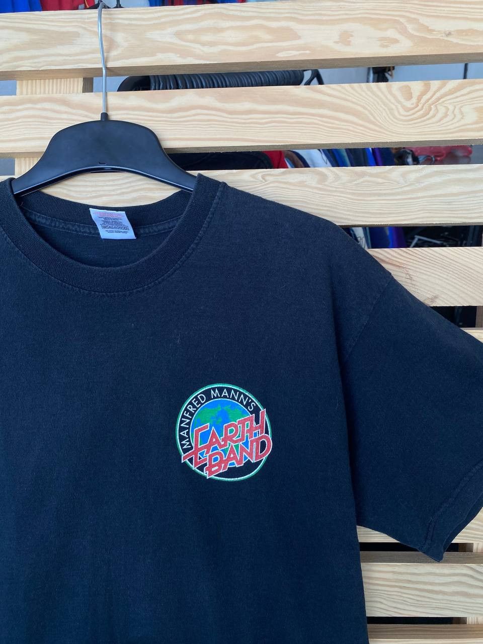 Band Tees Vintage 00s Manfred Mann's Earth Tour Tee Progressive Rock Size US M / EU 48-50 / 2 - 5 Thumbnail
