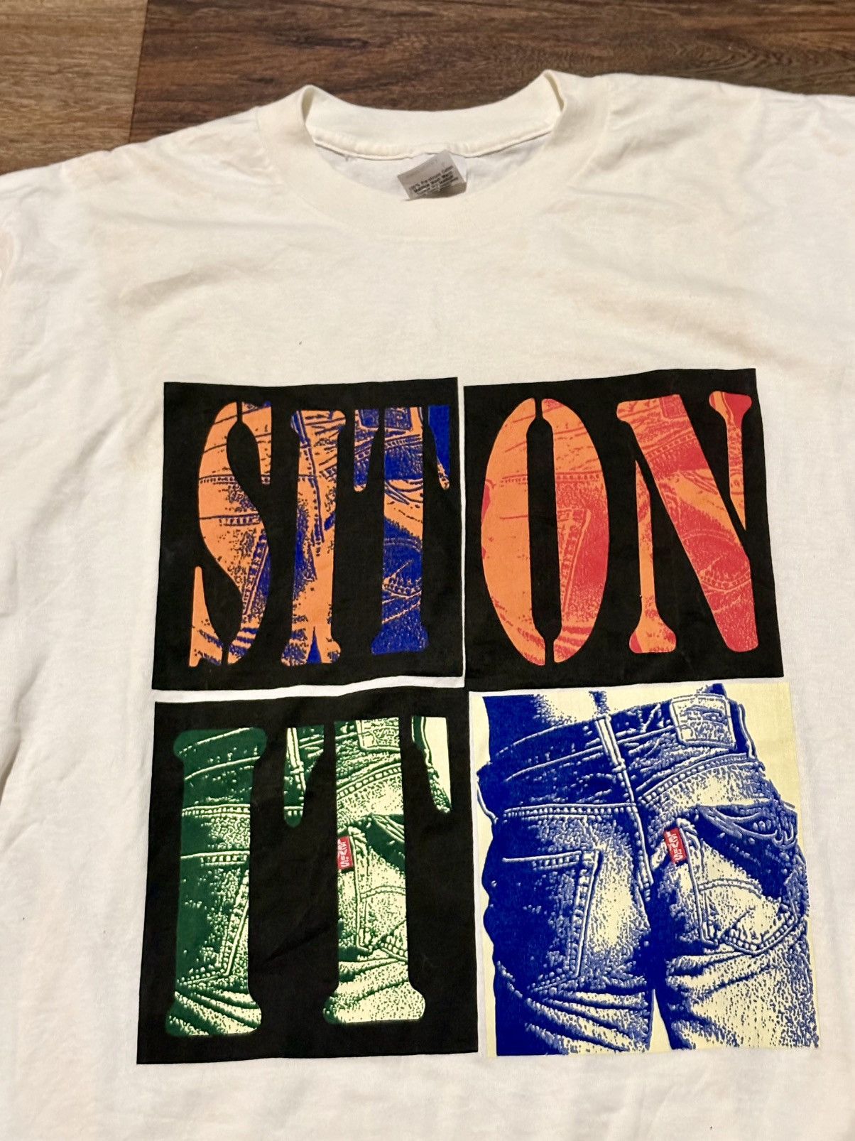 Levi's Vintage Clothing 1990 Levi’s Jeans 501 Warhal Art Shirt Size Xl USA Sit On It Size US XL / EU 56 / 4 - 2 Thumbnail