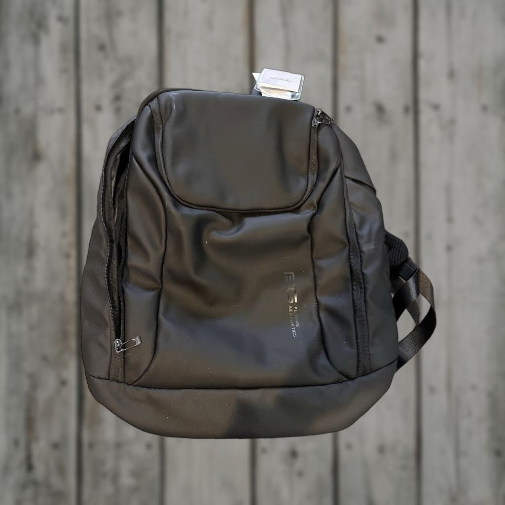 Vintage **Bange Business Commute Waterproof 15.6 Inch Backpack** User: **Business Commute Waterproof 15.6 Inch Bange Backpack** Size ONE SIZE - 1 Thumbnail