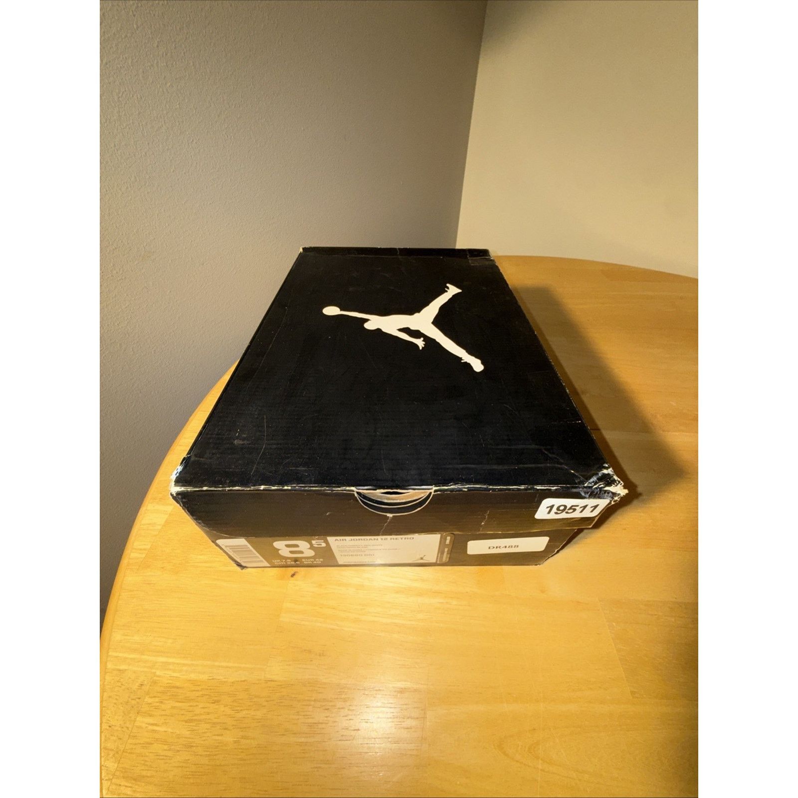 Jordan Brand Size 8.5 - Jordan 12 Retro Playoff OG BOX LIGHTLY USED Size US 8.5 / EU 41-42 - 10 Thumbnail