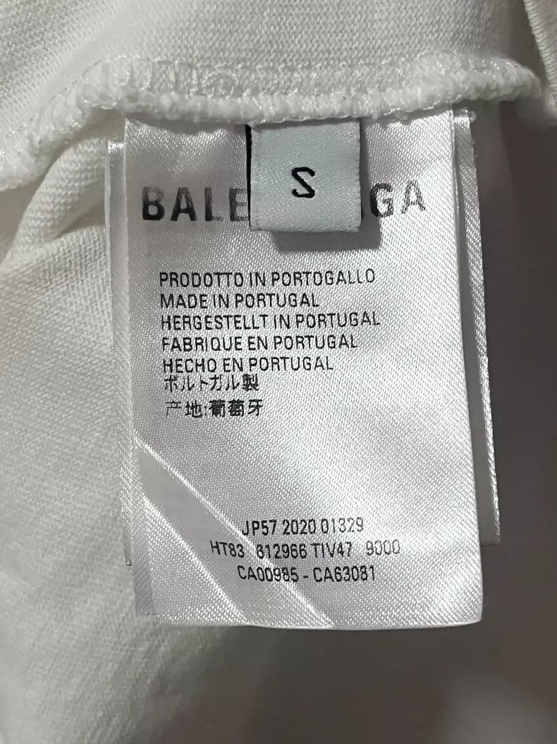 Balenciaga Balenciaga White portrait band short sleeve Size US S / EU 44-46 / 1 - 4 Thumbnail