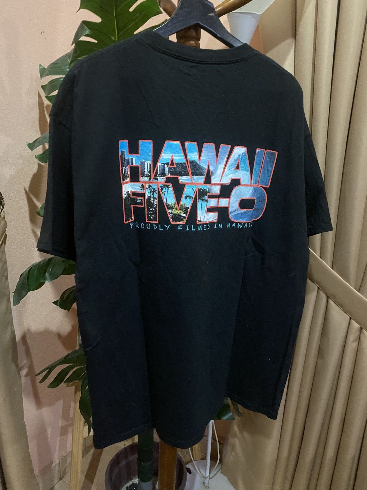 Other Vintage Hawaii Five-0 Film Crew T-Shirt – Black Hanes Size US XL / EU 56 / 4 - 5 Thumbnail