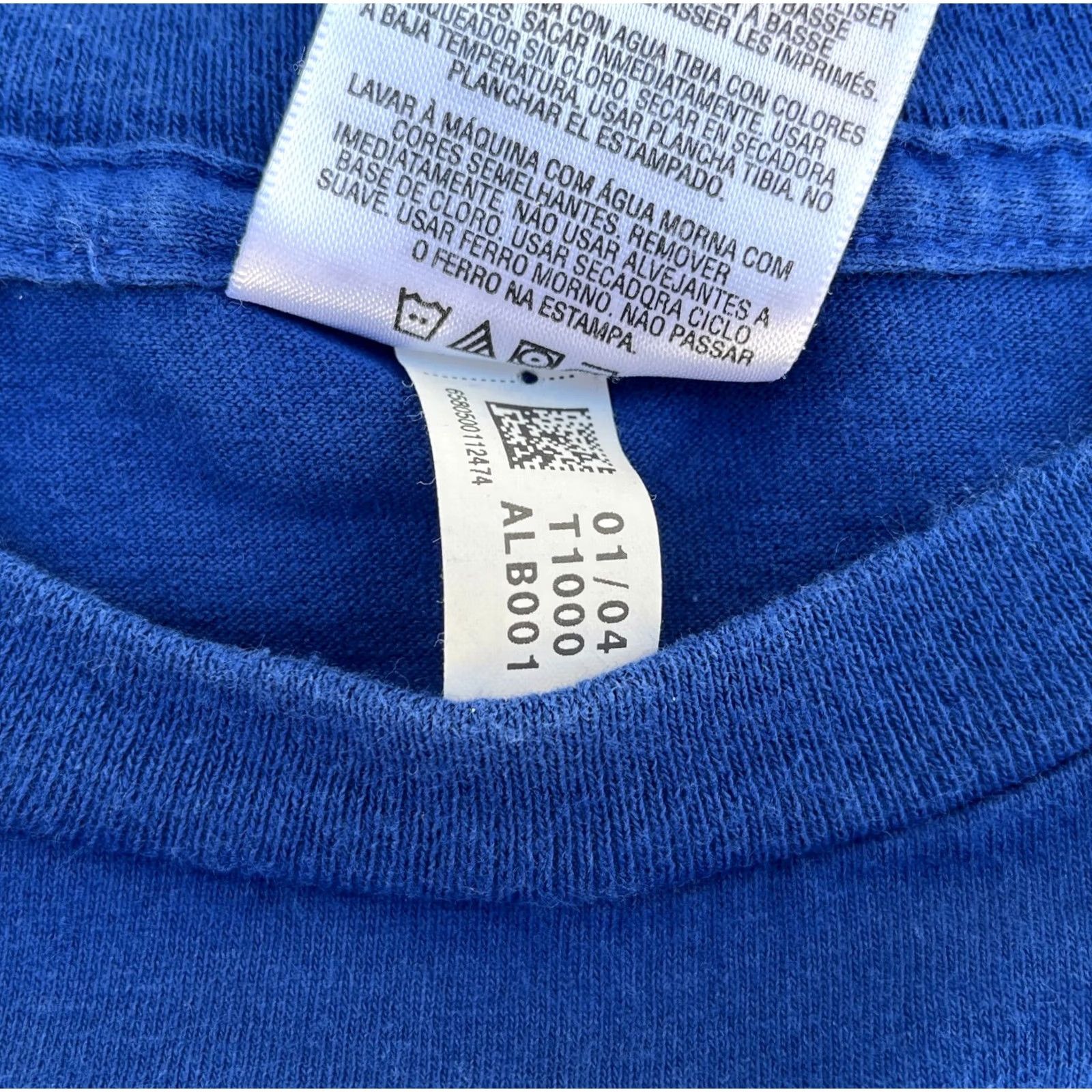 Adidas VINTAGE Adidas Basketball T-Shirt Mens Large Blue Cotton 2004(2000-2009) Short Sleeve Crew Neck Sports Shirt Man Size L Size US L / EU 52-54 / 3 - 6 Thumbnail