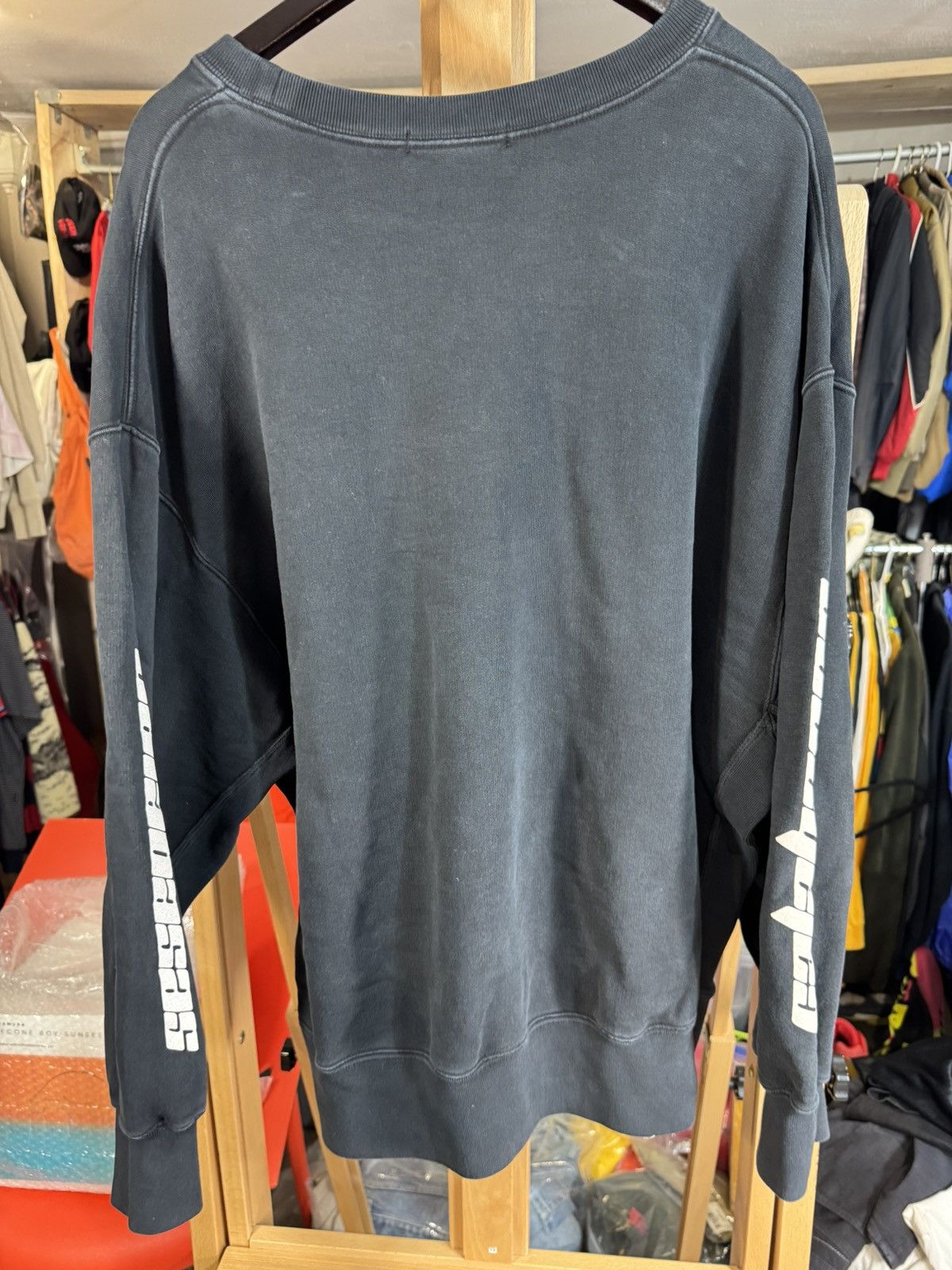 Kanye West × Yeezy YEEZY SEASON 4 CALABASAS BLACK/WHITE XL 🎱 Size US XL / EU 56 / 4 - 5 Thumbnail