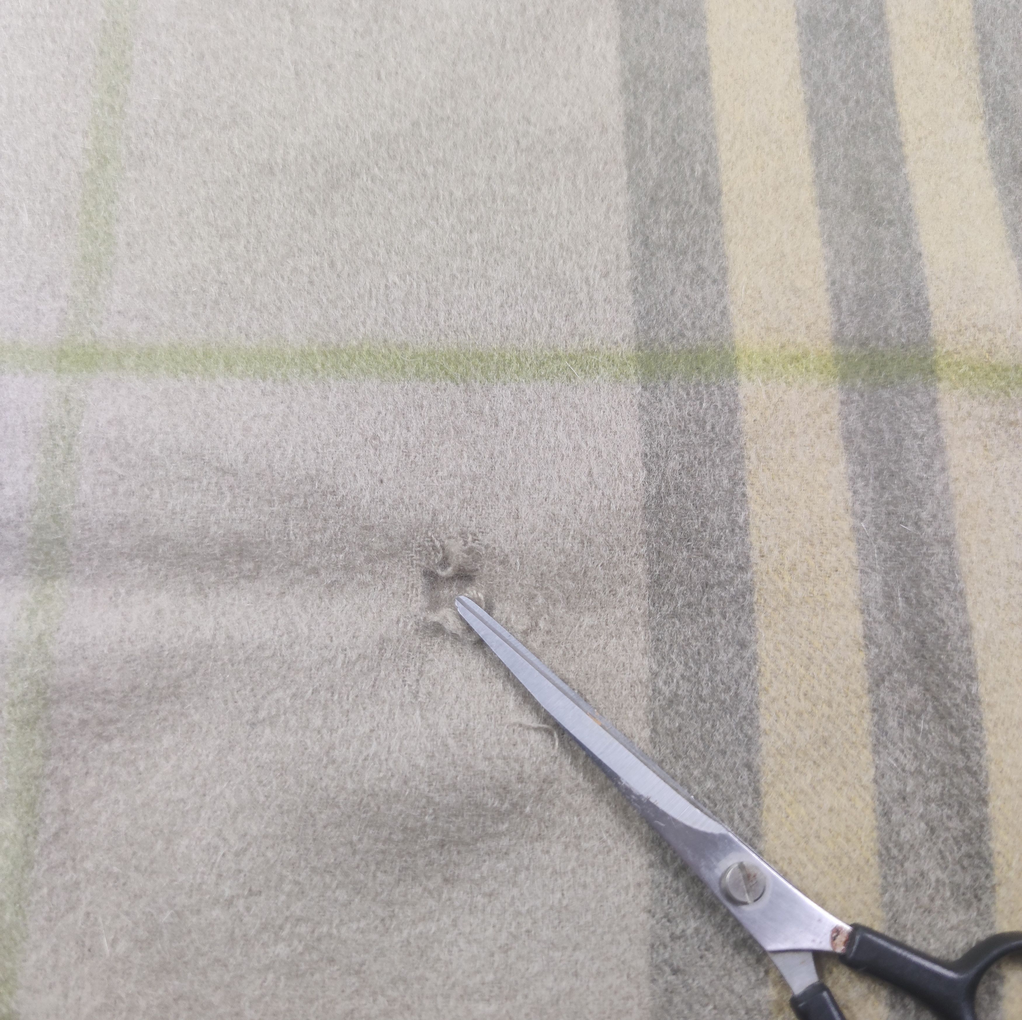 Burberry Burberry Scarf/Muffler/Cashmere S428 Size ONE SIZE - 4 Thumbnail