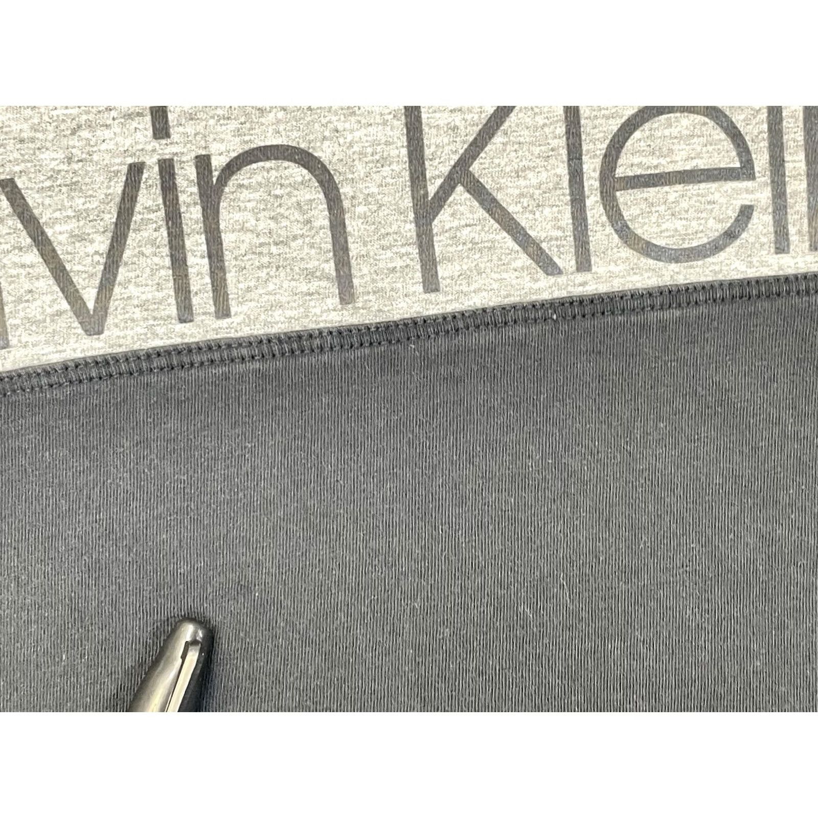 Calvin Klein Calvin Klein Shirt Men Large Gray Black Long Sleeve Colorblock Crewneck Spellout Size US L / EU 52-54 / 3 - 5 Thumbnail