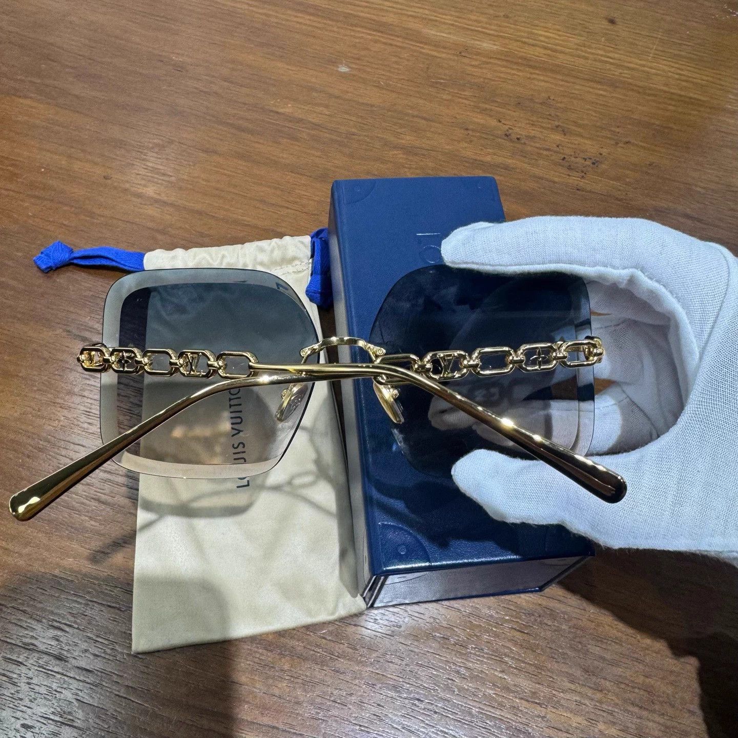 Louis Vuitton LV metal chain sunglasses 99 new full set Size ONE SIZE - 3 Thumbnail