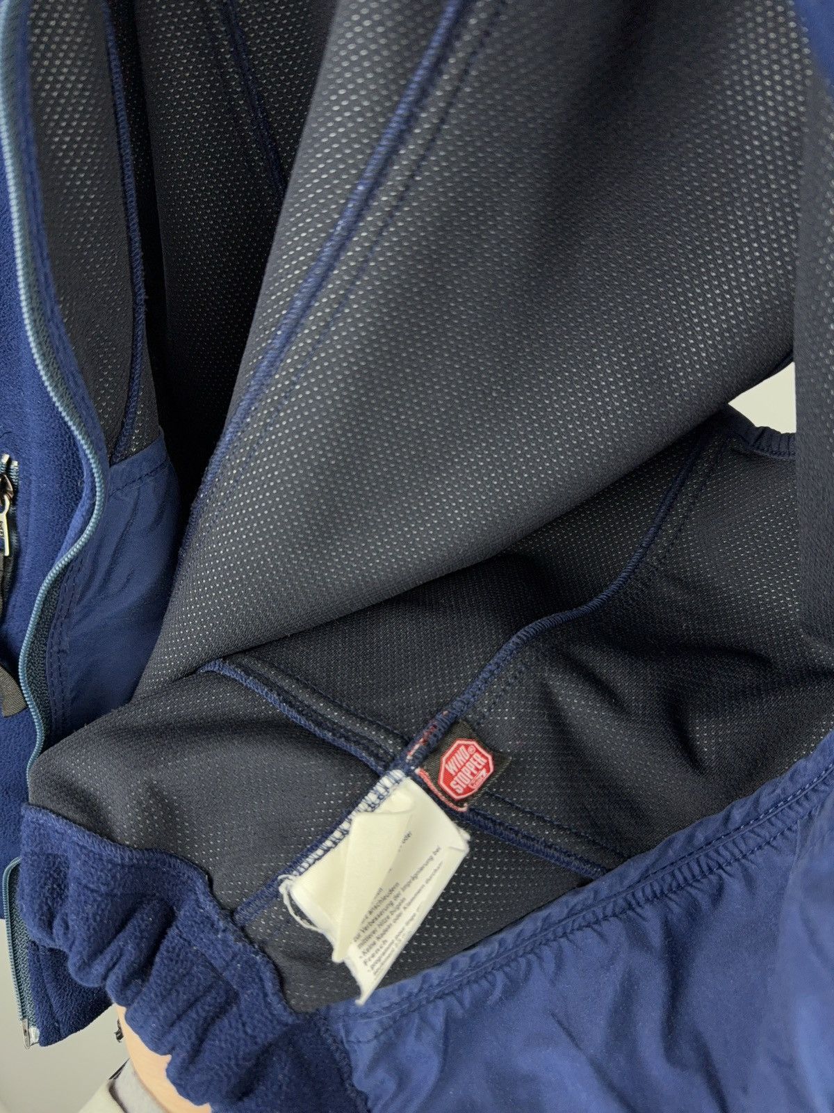 Mammut Vintage Mammut Polartec Fleece Vest Navy Blue Outdoor Zip Size US S / EU 44-46 / 1 - 9 Thumbnail