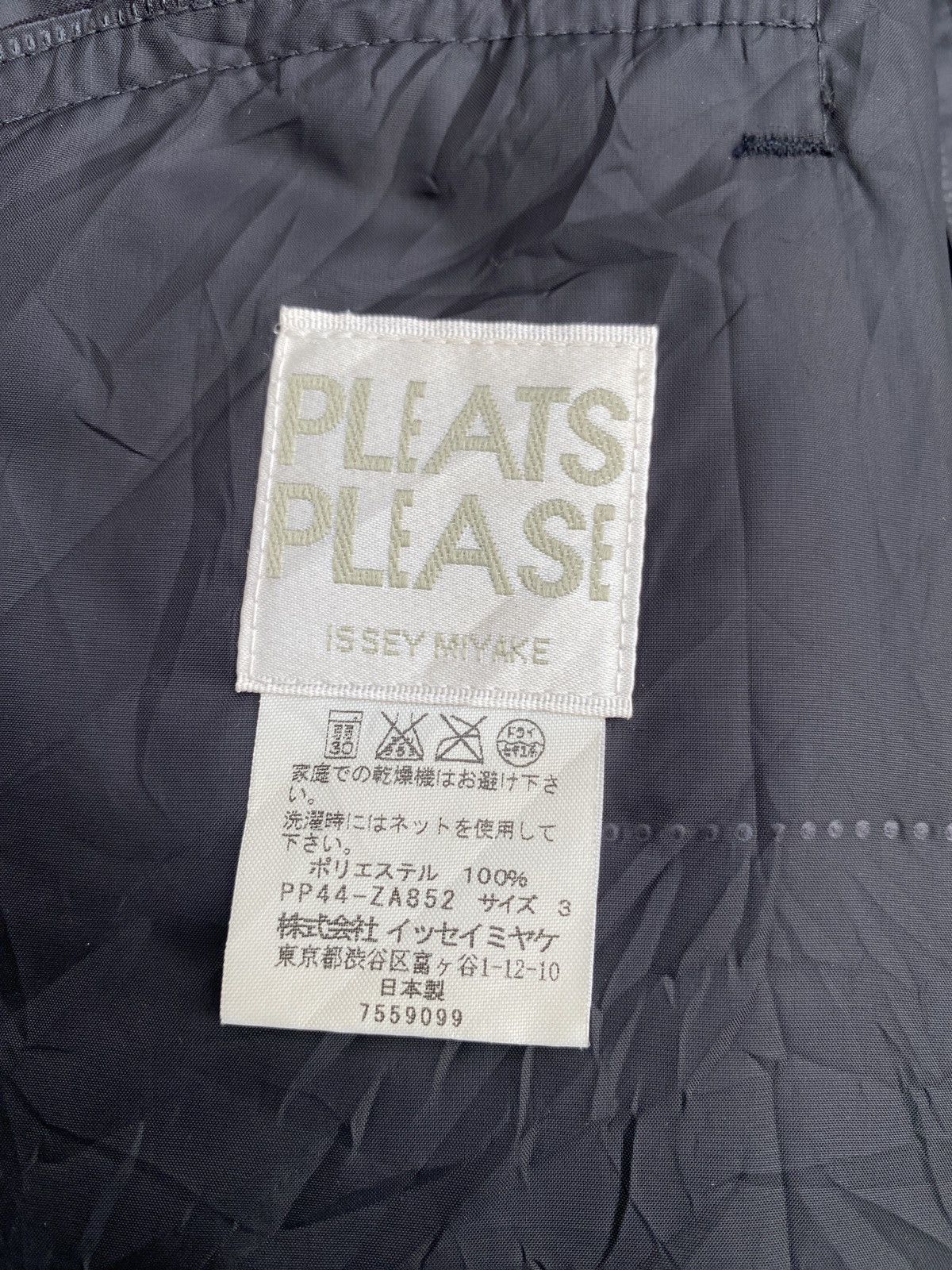 Issey Miyake × Pleats Please Issey Miyake Vintage pleats please issey miyake long jacket Size L / US 10 / IT 46 - 13 Thumbnail