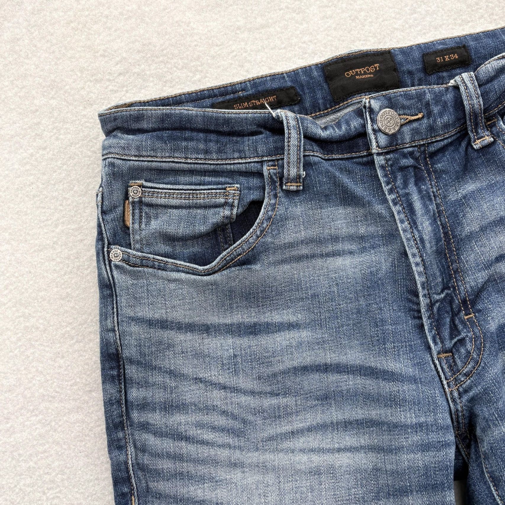 Vintage Outpost Makers Jeans Slim Straight Mens 31x34 Blue Stretch Denim 5-Pocket Zip Fly Logo Patch Vintage No Size US 31 - 3 Thumbnail
