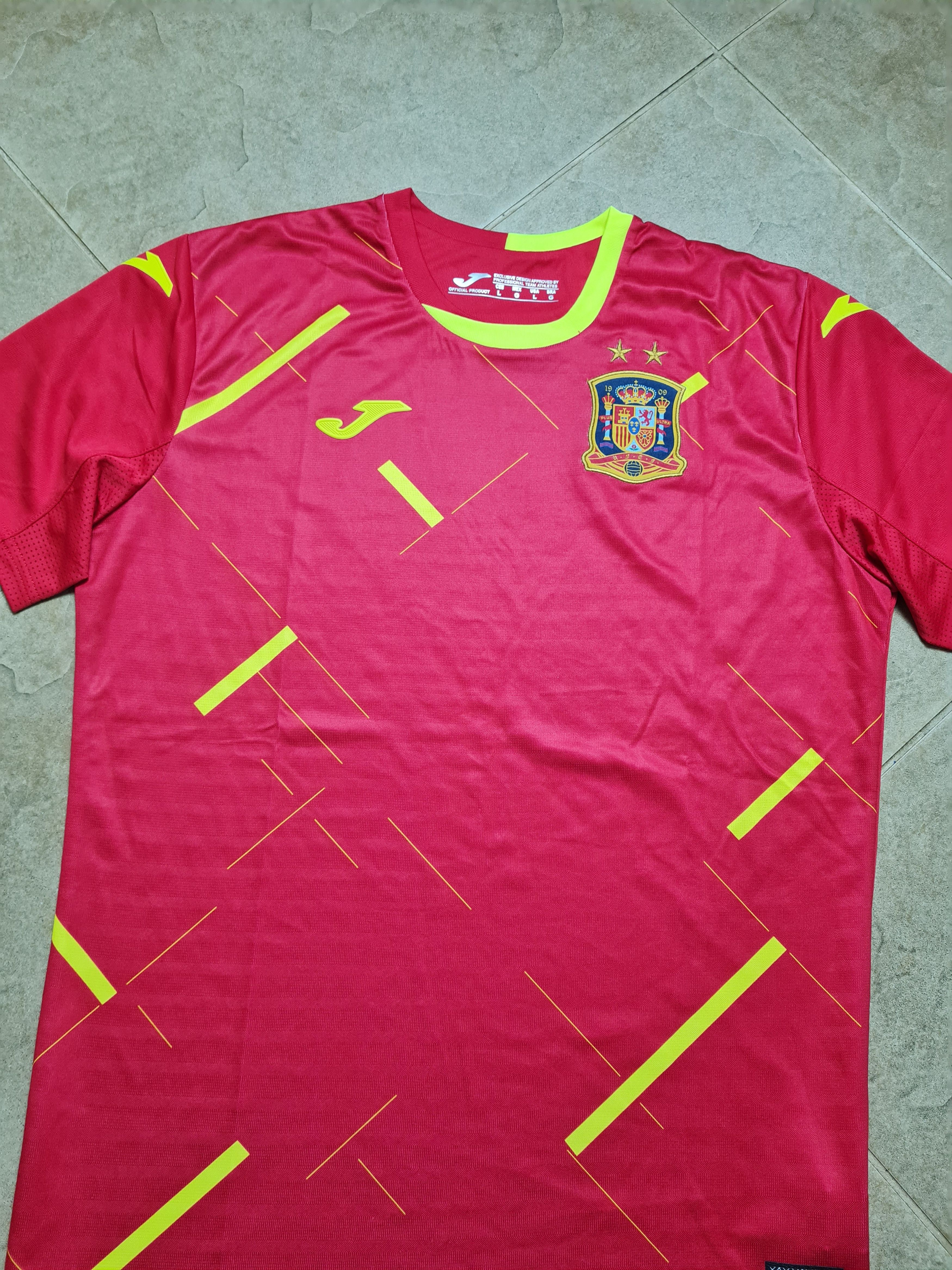 Joma Joma Spain Futsal National Team 2021 Home Football Size US L / EU 52-54 / 3 - 2 Thumbnail