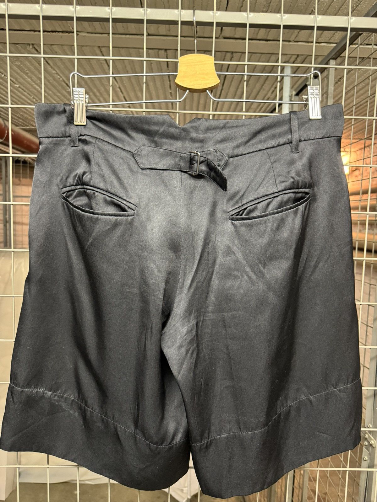 Ann Demeulemeester Ann Demeulemeester SS2004 Silk Shorts Size US 30 / EU 46 - 13 Thumbnail