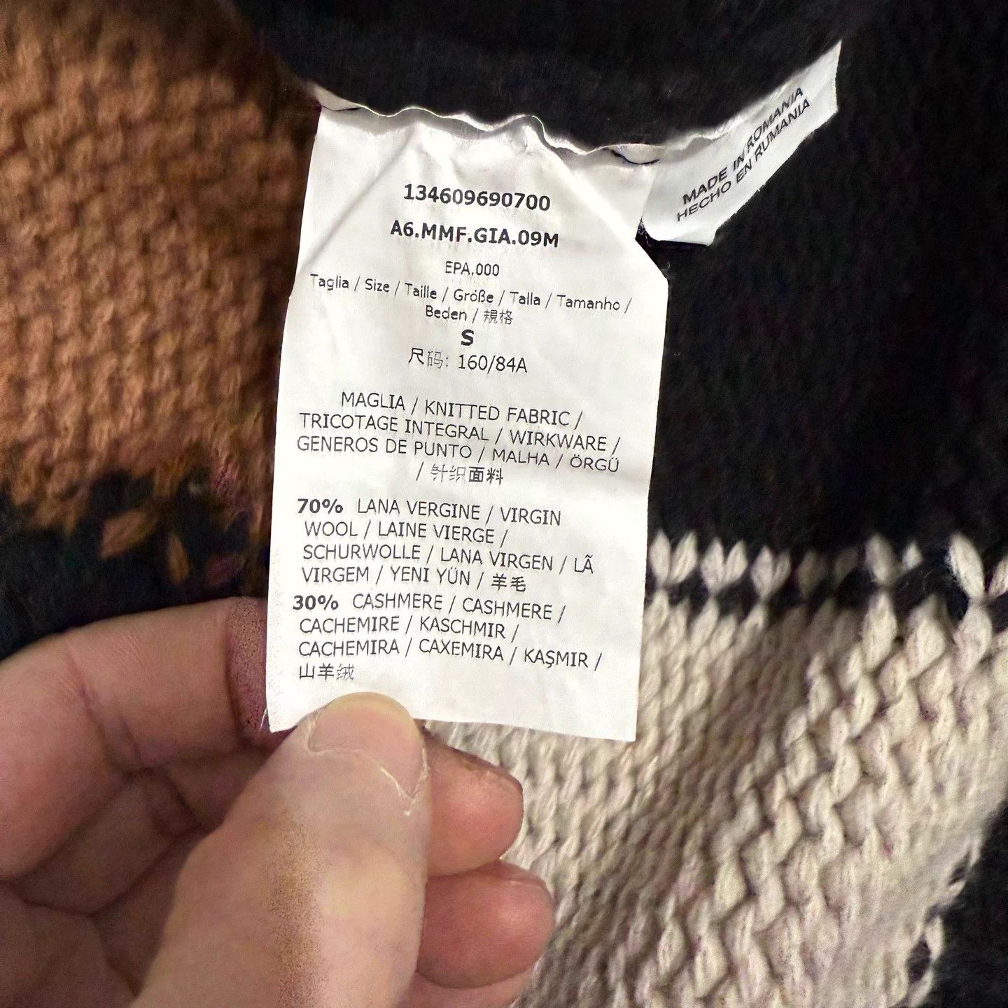 Max Mara MaxMara long cashmere cardigan S like new Size S / US 4 / IT 40 - 4 Thumbnail