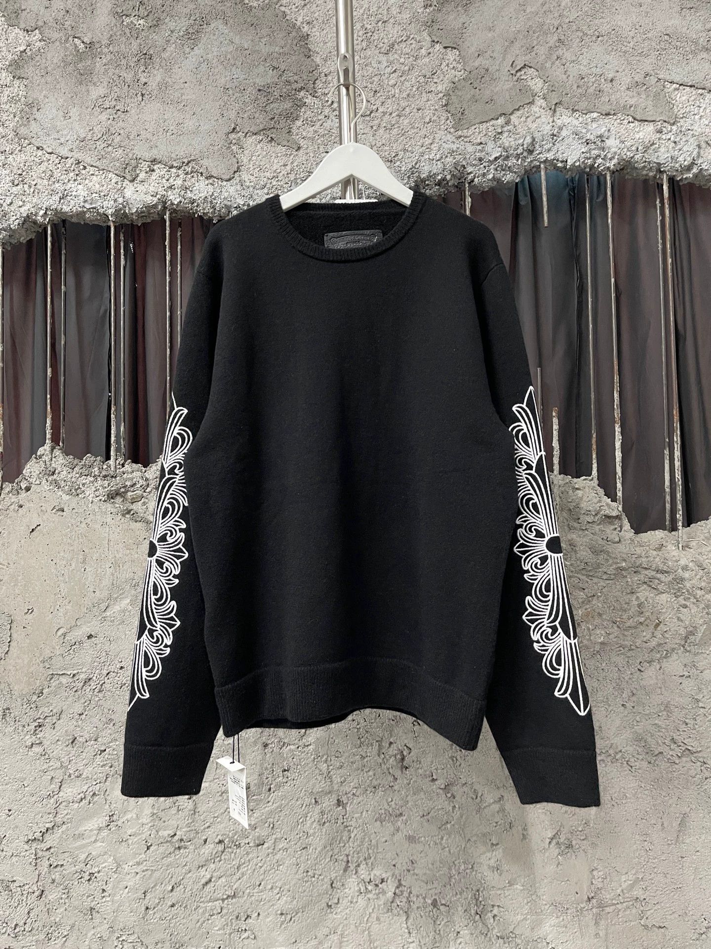 Chrome Hearts Chrome Hearts Cashmere Tattoo Arm Sweater M New Size US M / EU 48-50 / 2 - 1 Thumbnail