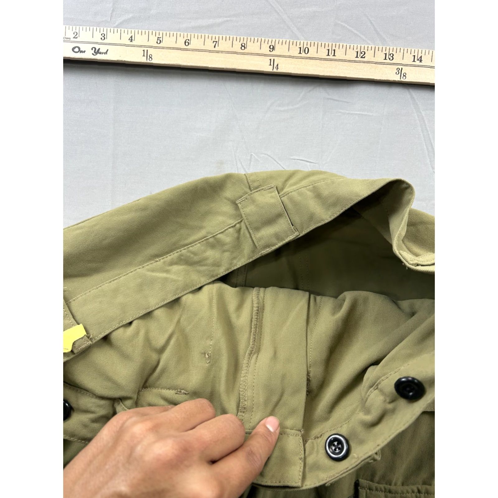 Vintage Cabela's Cargo Pants Mens 36X30 Green Workwear Outdoor Hunting Cargo Pocket Pants Mens Regular 36x30 Green Nylon Solid Front Zip Pockets Workwear Size US 36 / EU 52 - 8 Thumbnail