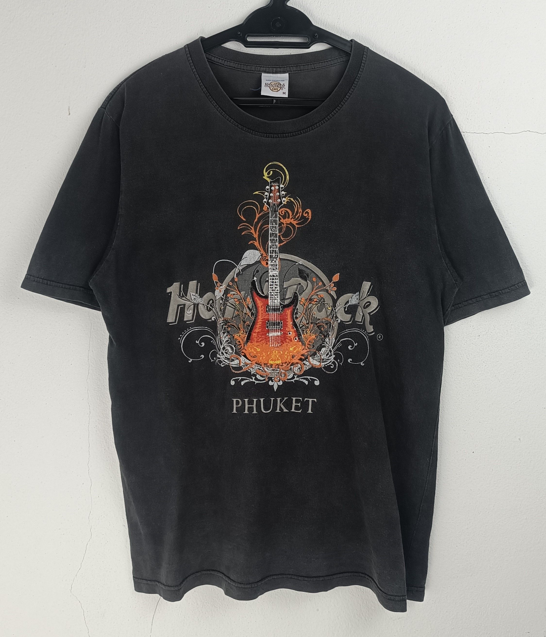 Hard Rock Cafe THRASHED FADED VINTAGE Y2K HARD ROCK CAFE PHUKET GRUNGE PUNK Size US M / EU 48-50 / 2 - 3 Thumbnail