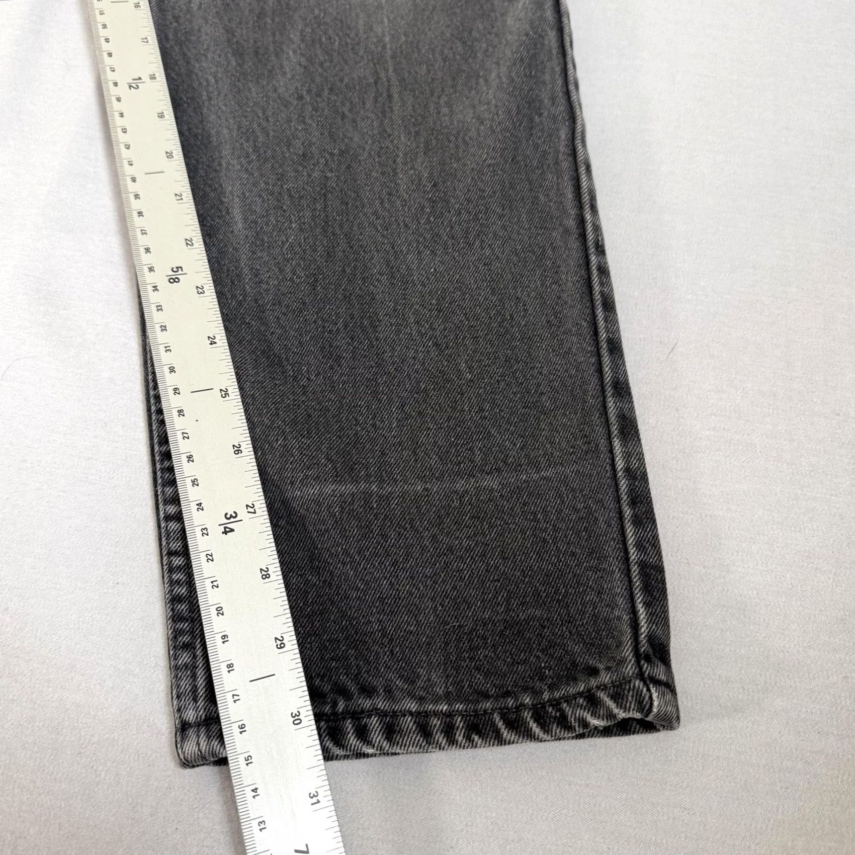 Levi's VINTAGE Levi's 550 Jeans Men 33x30 Black Charcoal Wash Relaxed Tapered Fit 5-Pocket Denim Pants 90s Mens Size US 33 - 4 Thumbnail
