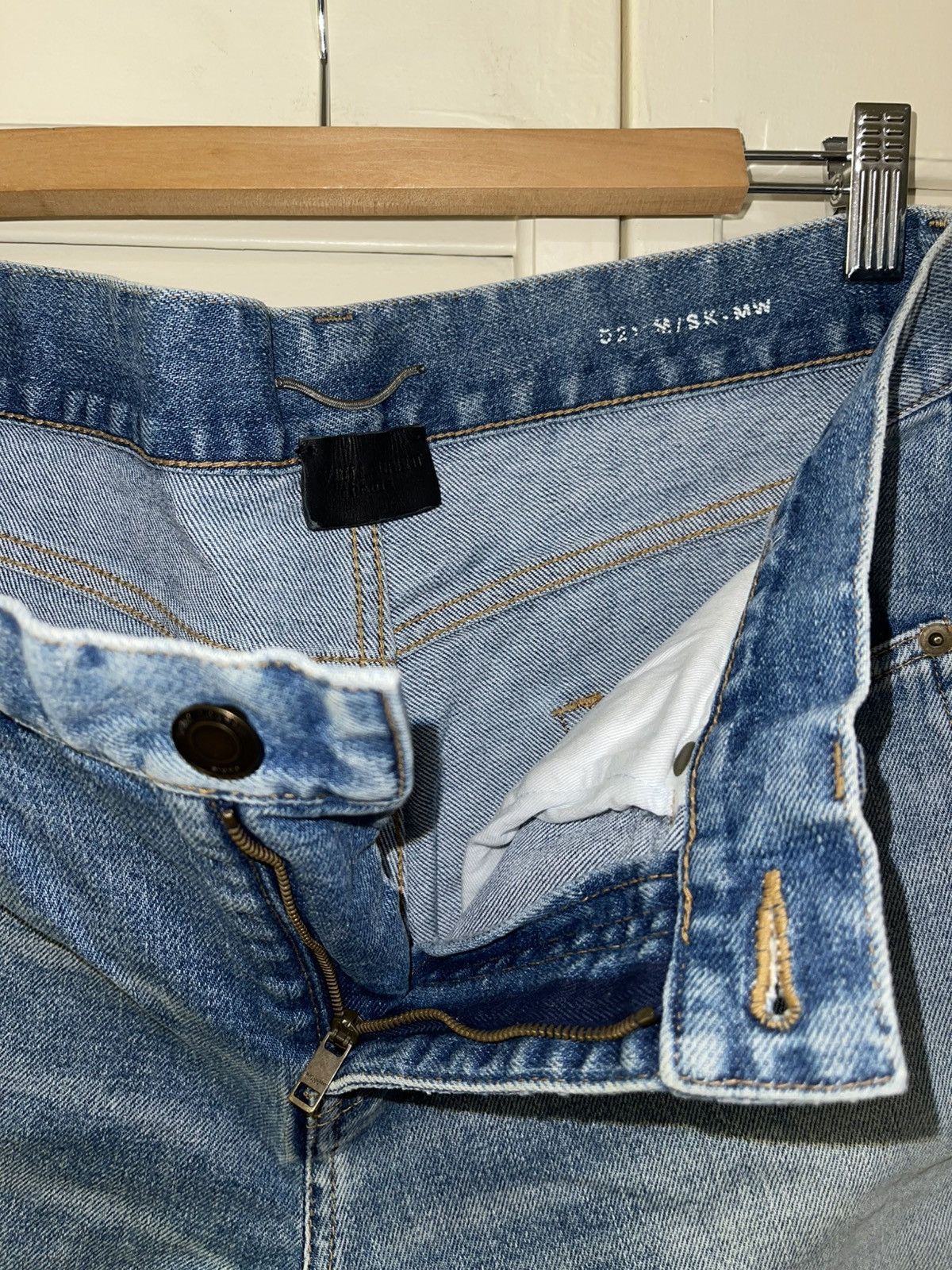 Saint Laurent Paris Saint Laurent Skinny Jeans Size US 31 - 8 Thumbnail