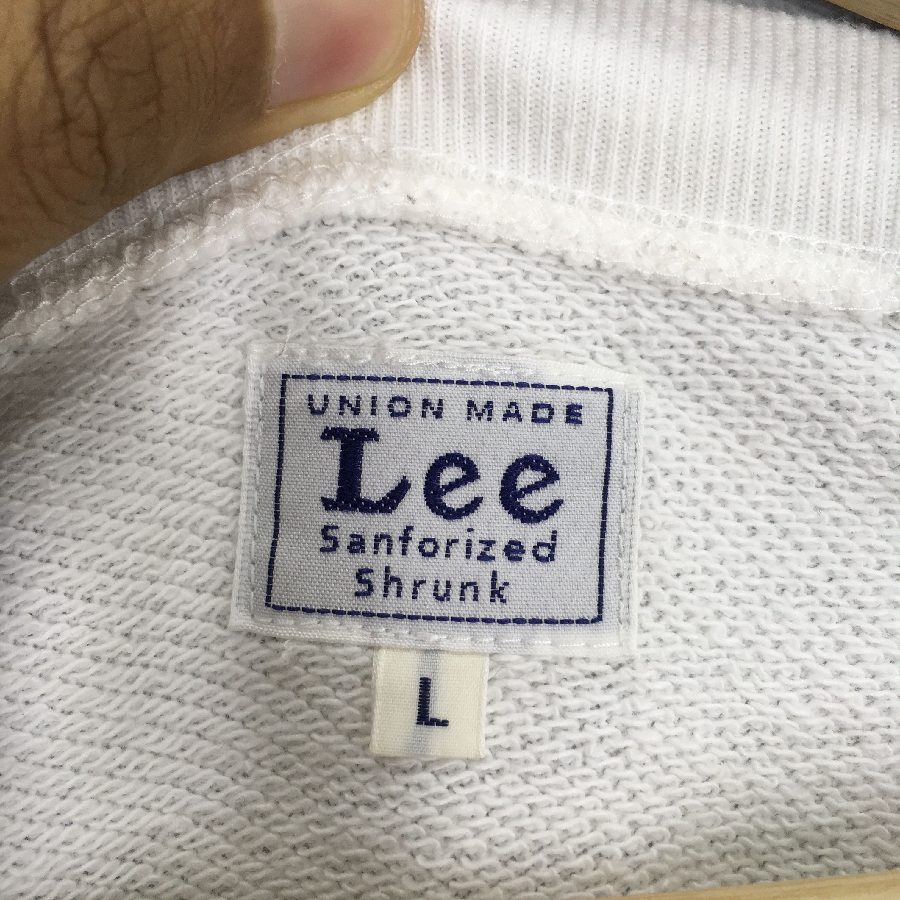 Lee Vintage 90's Lee Usa White Sweatshirt - 143 Size US L / EU 52-54 / 3 - 10 Thumbnail