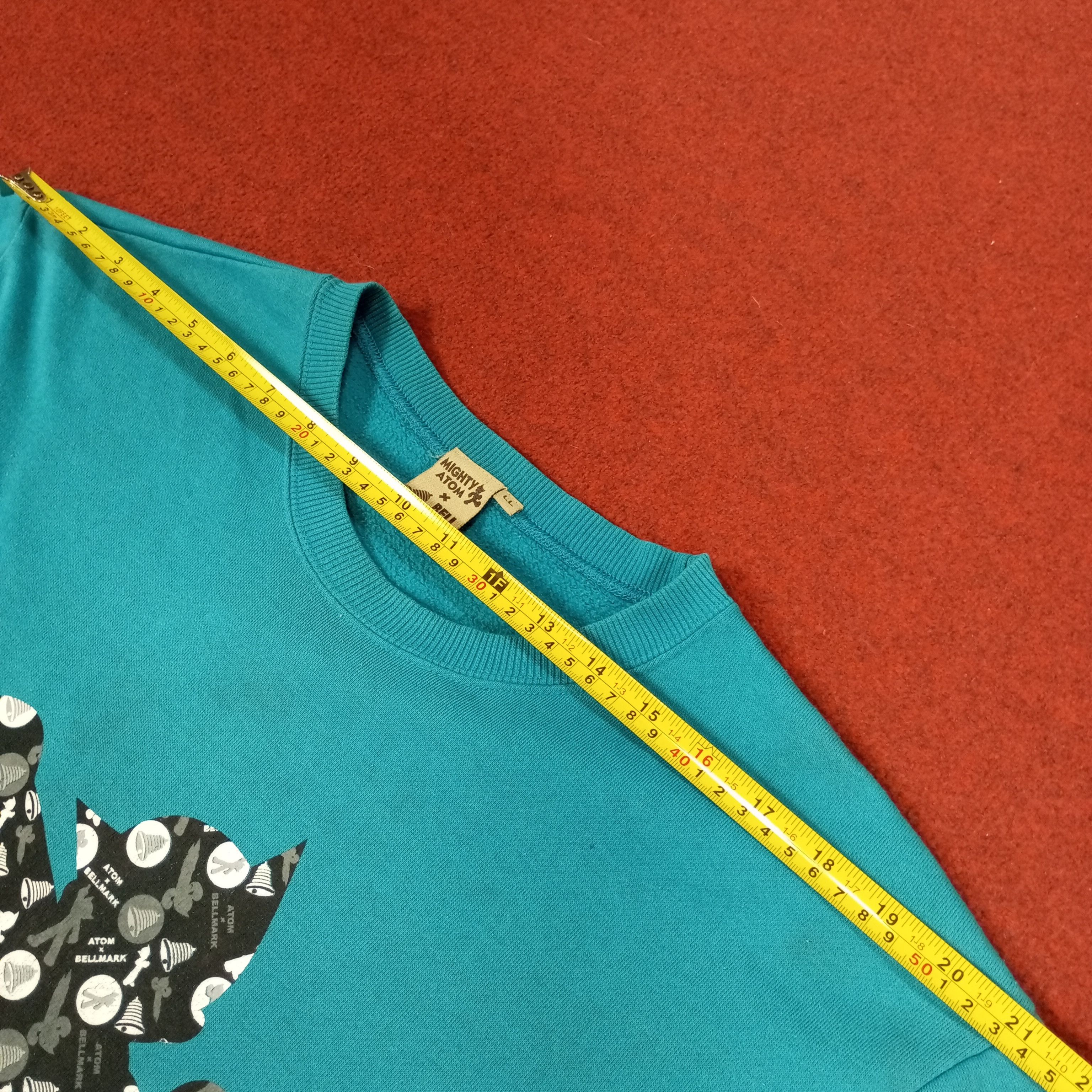 Anime × Japanese Brand × Vintage Astro Boy Mighty Atom Tezuka Production Sweatshirt Size US L / EU 52-54 / 3 - 15 Thumbnail