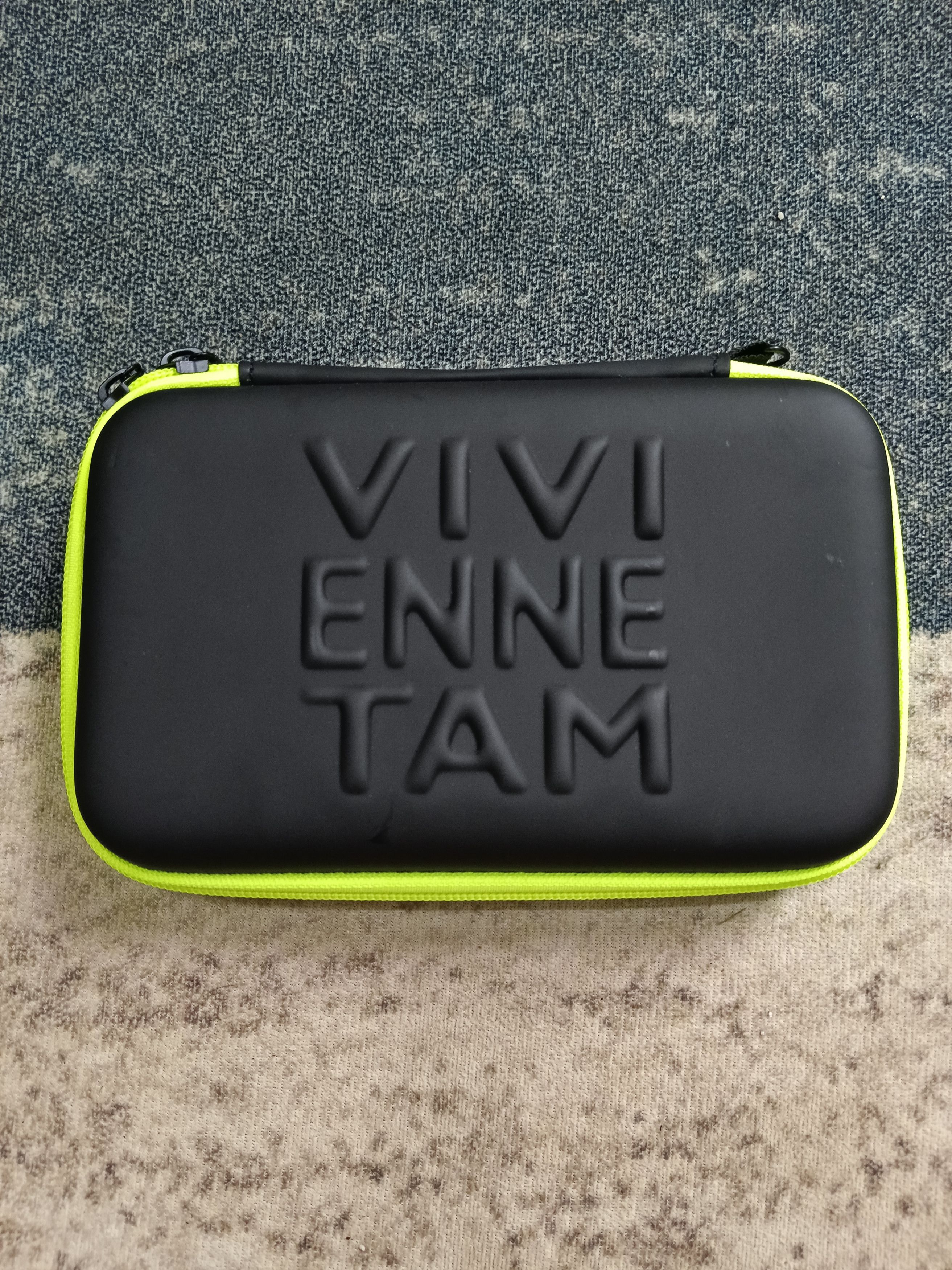 Vivienne Tam VIVIENNE TAM HARDCASE GADJET Size ONE SIZE - 1 Thumbnail
