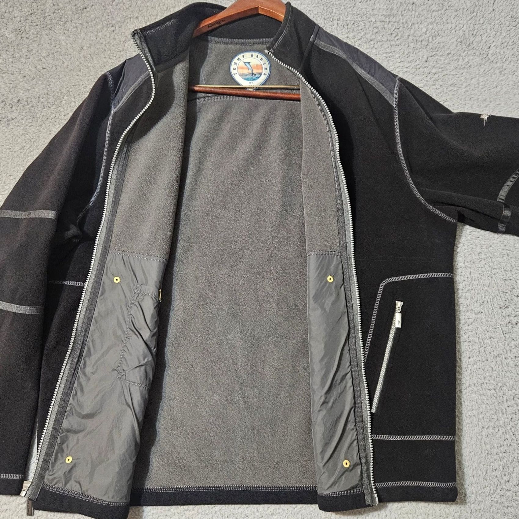 Tommy Bahama Tommy Bahama Sweater Mens L Black Jacket Size Long Sleeve Full Zip Fleece Size US L / EU 52-54 / 3 - 2 Thumbnail