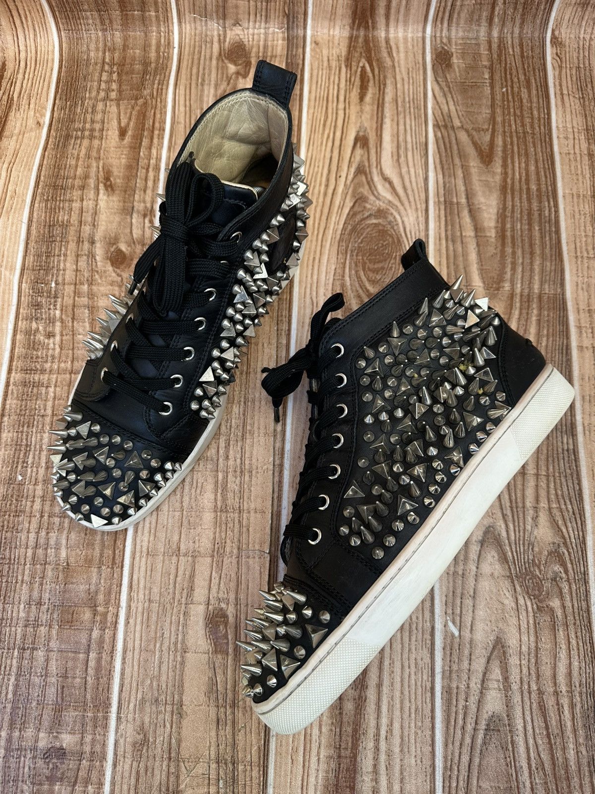 Christian Louboutin Christian Louboutin Louis Spikes Black Hightop Sneaks Size US 7.5 / EU 40-41 - 11 Thumbnail