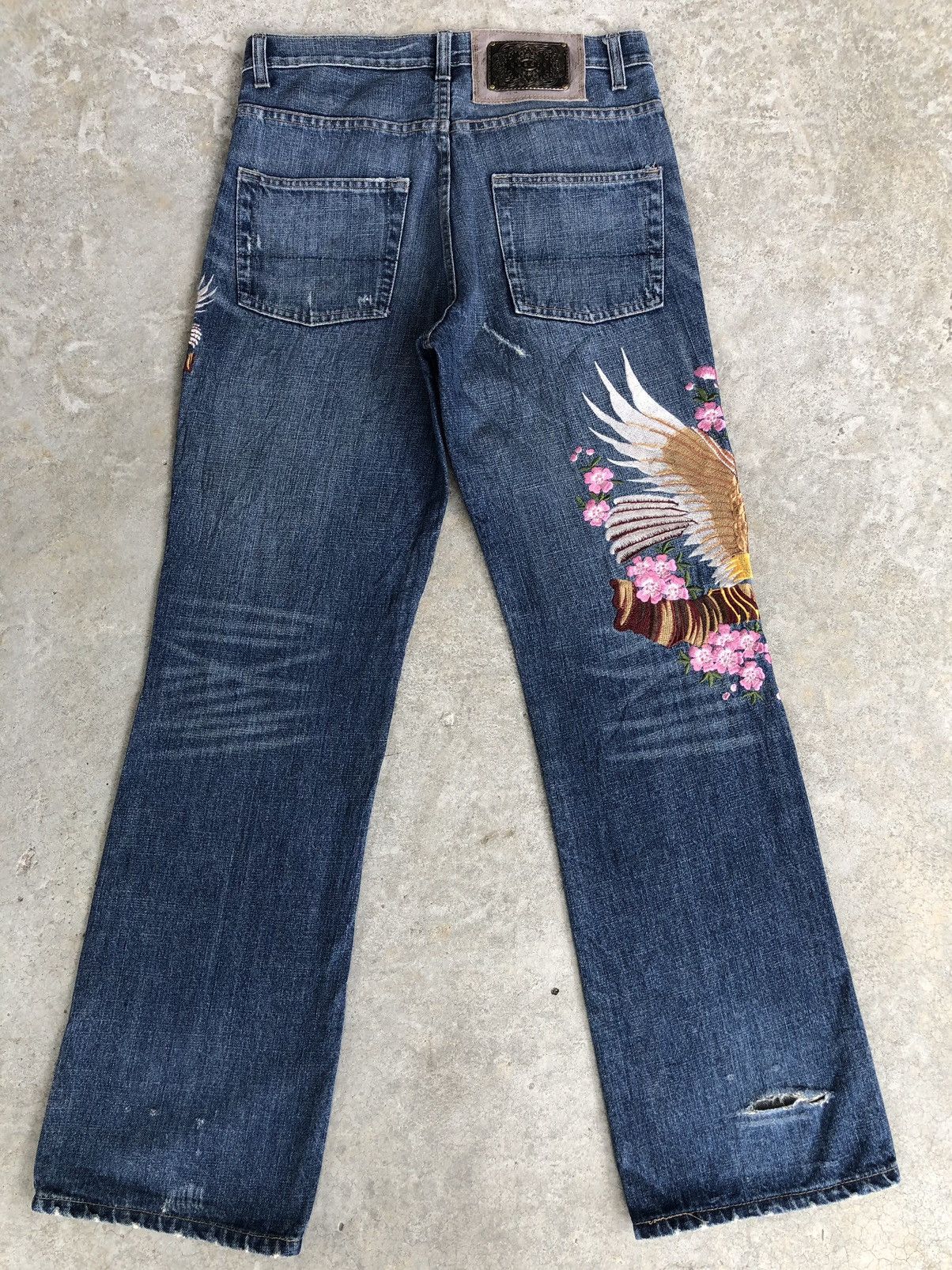 Japanese Brand Japanese Quadro Embroidered Jeans Mini Flare Distressed Size US 32 / EU 48 - 2 Thumbnail