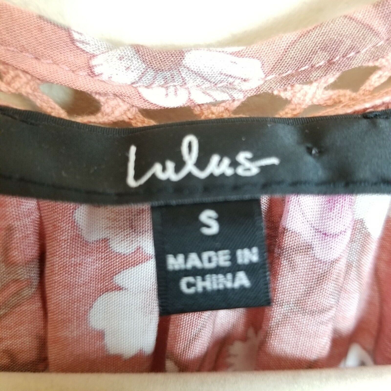 Lululemon Lulu's Womens S Pink Floral Short Sleeve Midi Dress Cottage Size S / US 4 / IT 40 - 7 Thumbnail