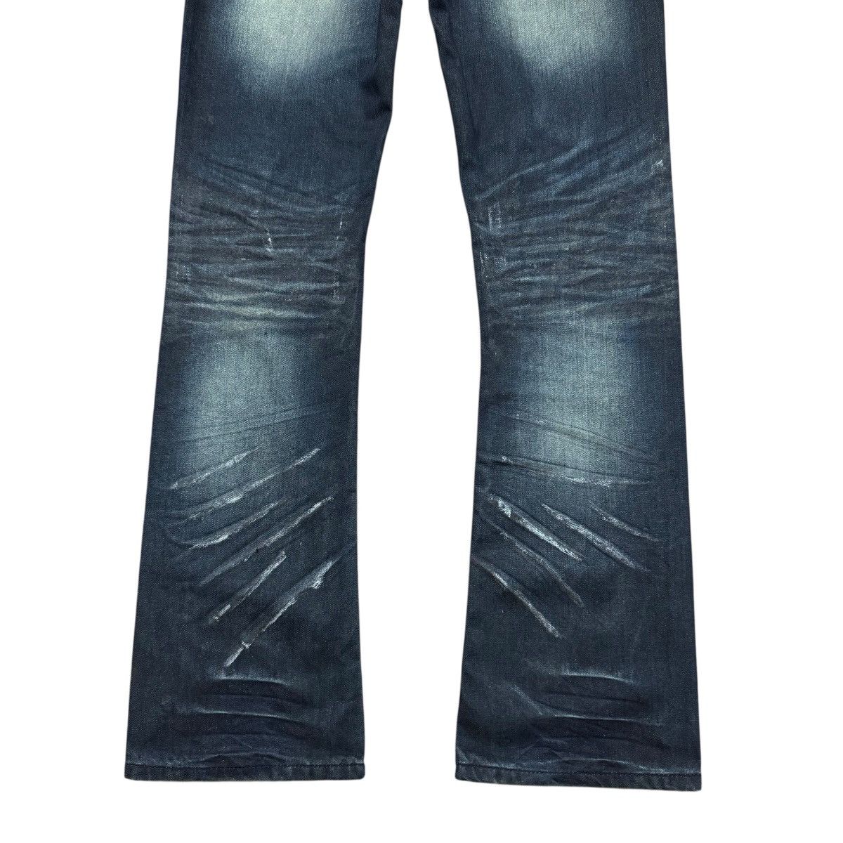Le Grande Bleu (L.G.B.) Vice Fairy Whisker Distressed Denim Flare Jeans Size US 30 / EU 46 - 13 Thumbnail