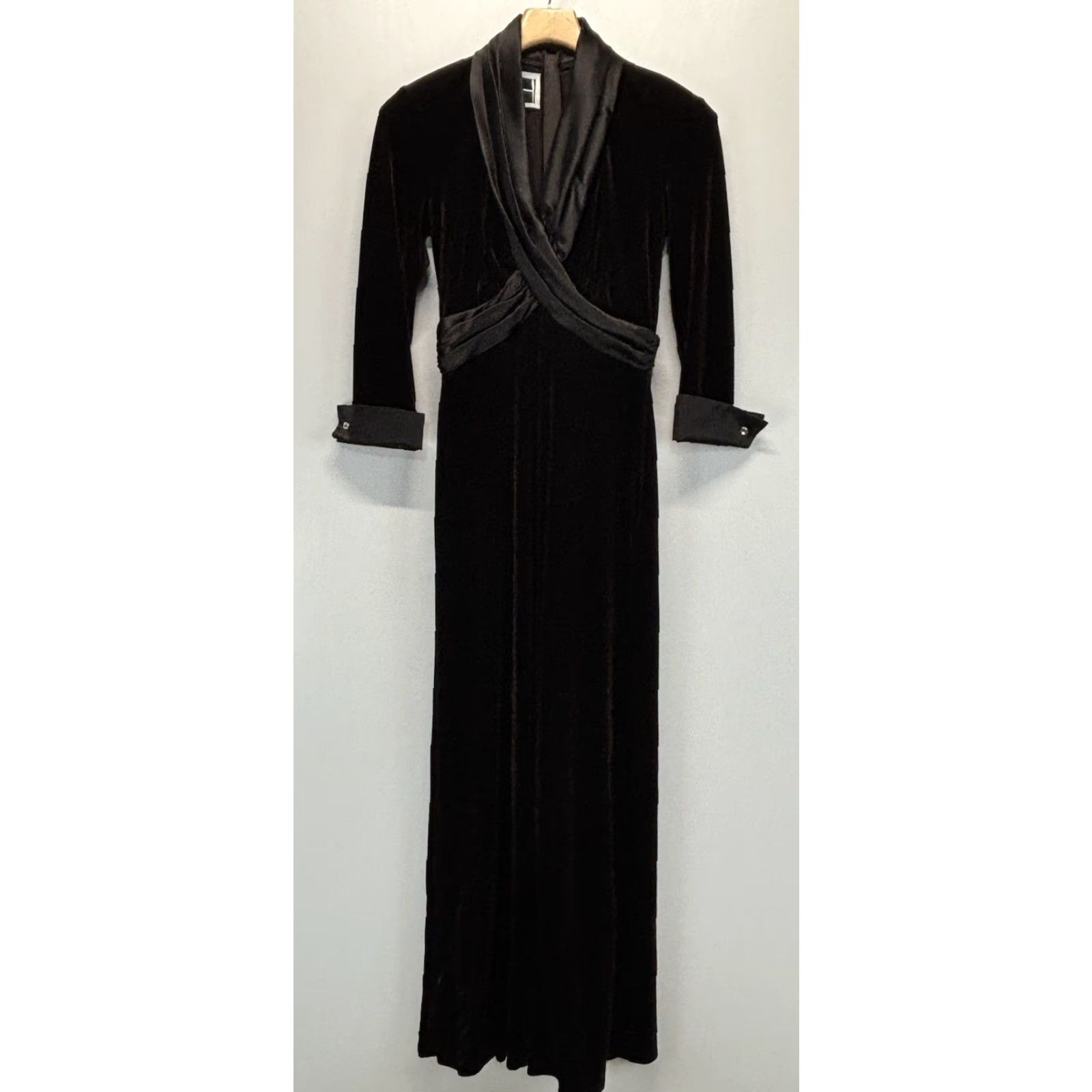 Tadashi Shoji Tadashi Shoji Velvet Evening Formal Maxi Dress Gown Womens 4 Chocolate Brown 3/4 Sleeve Turtleneck Zip Velvet Ball Gown Size S / US 4 / IT 40 - 2 Thumbnail