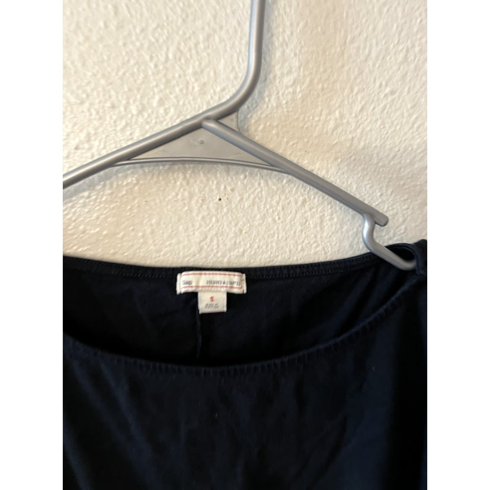 Gap Gap Black Solid Round Neck Sheath Dress Size S - Womens Knit Cocktail, Business, Casual, Party Size S / US 4 / IT 40 - 2 Thumbnail