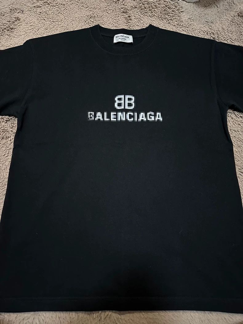 Balenciaga Balenciaga Mosaic Blur Logo BB Letter Short Sleeve T-Shirt Size US M / EU 48-50 / 2 - 1 Thumbnail