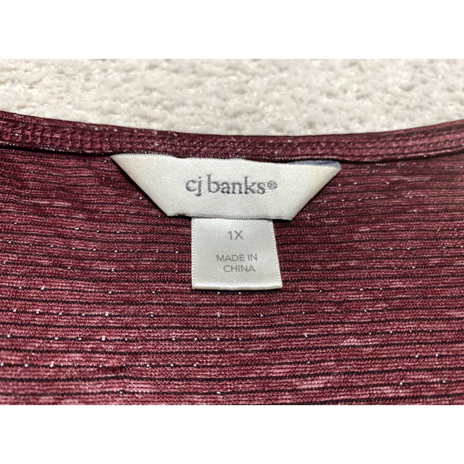 Vintage CJ Banks Womens 1X Plus Shirt Red Geometric 3/4 Sleeve V-Neck Pullover Rayon Shirt Womens 1X Red Geometric 3/4 Sleeve V-Neck Pullover Rayon CJ Banks Size XL / US 12-14 / IT 48-50 - 5 Thumbnail