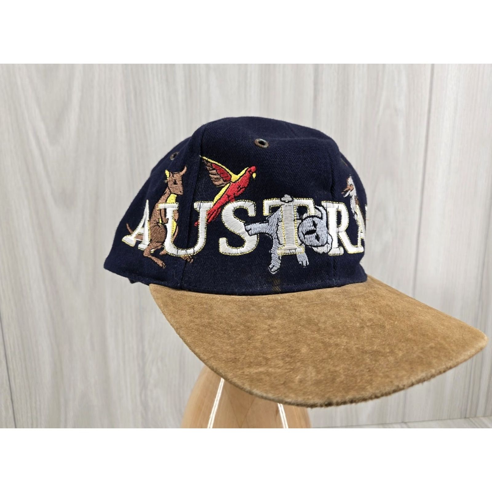 Vintage VINTAGE HaT Australia Suede Brim Hat Embroidered Cap Strapback Mens Adjustable Black 90s Australia Vintage Distressed Embroidered Cap Strapback Size ONE SIZE - 3 Thumbnail