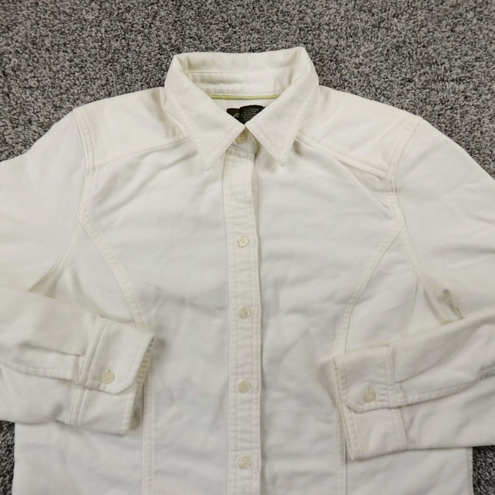 Eddie Bauer Eddie Bauer Shirt Womens M White Velvet Long Sleeve Button-Up Casual Cozy Button-Up Shirt Womens M White Velvet Long Sleeve Button-Up Casual Cozy Size M / US 6-8 / IT 42-44 - 2 Thumbnail